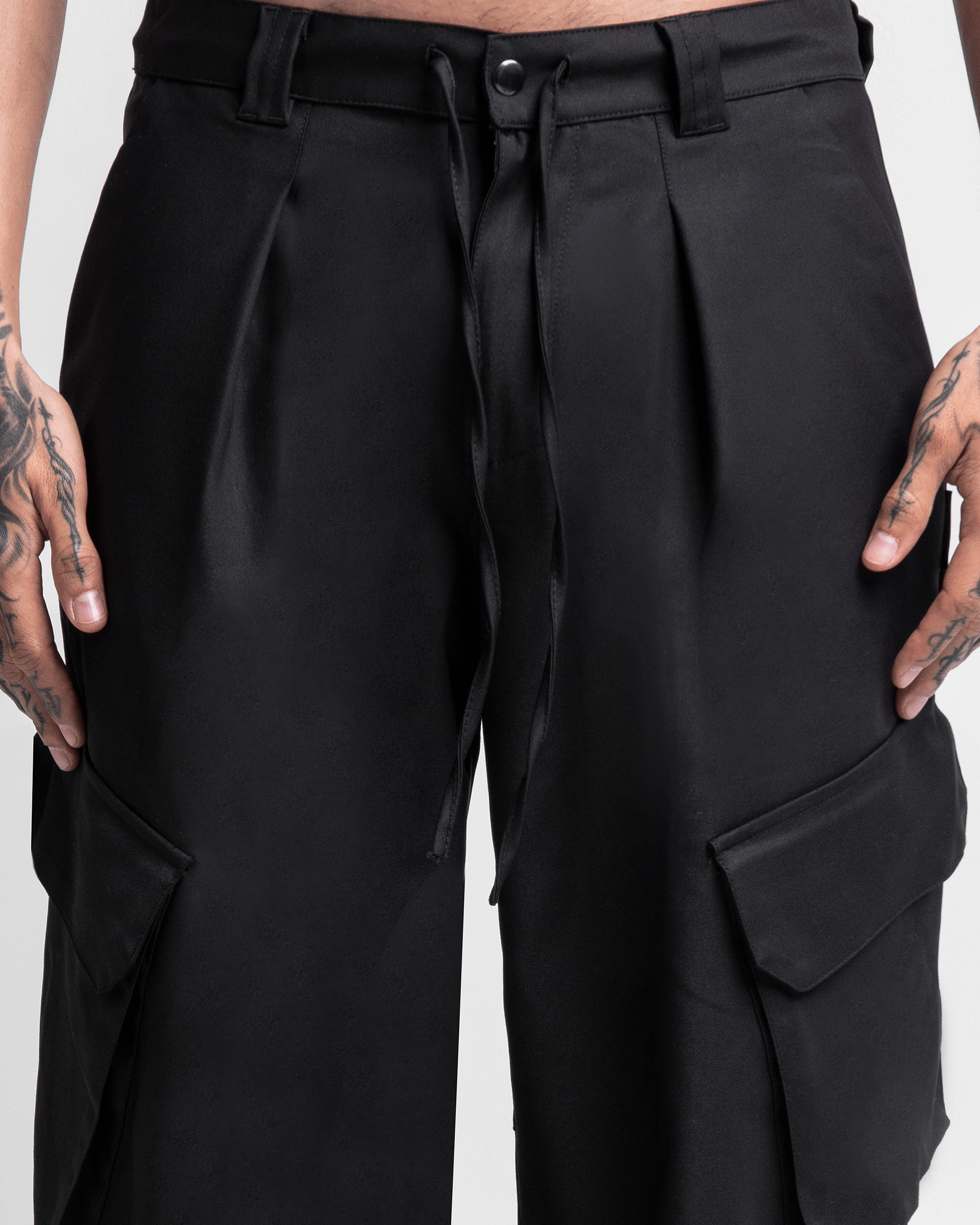Tailored Cargo Negro Drill