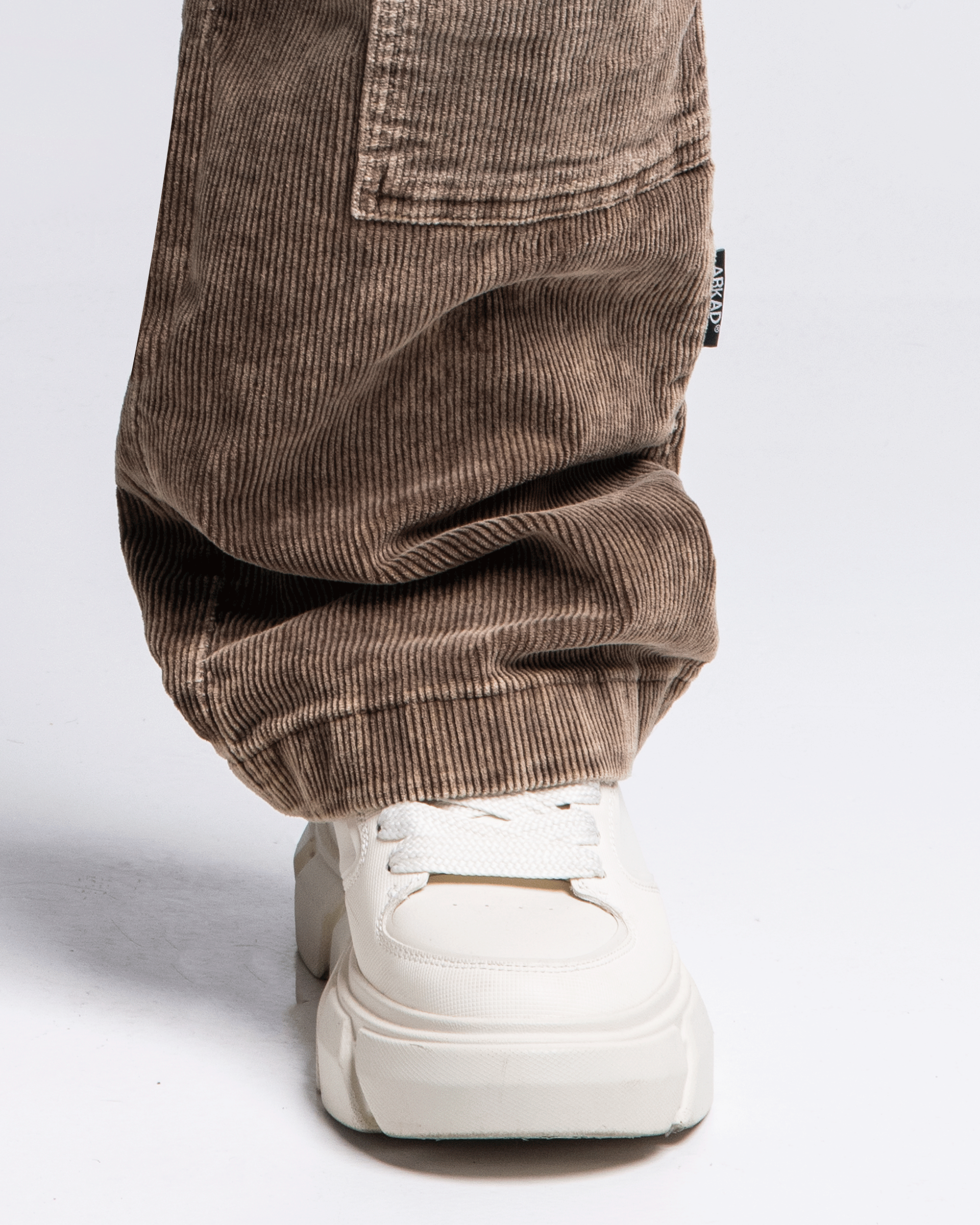 Pantalón Corduroy Acidwash Cafe