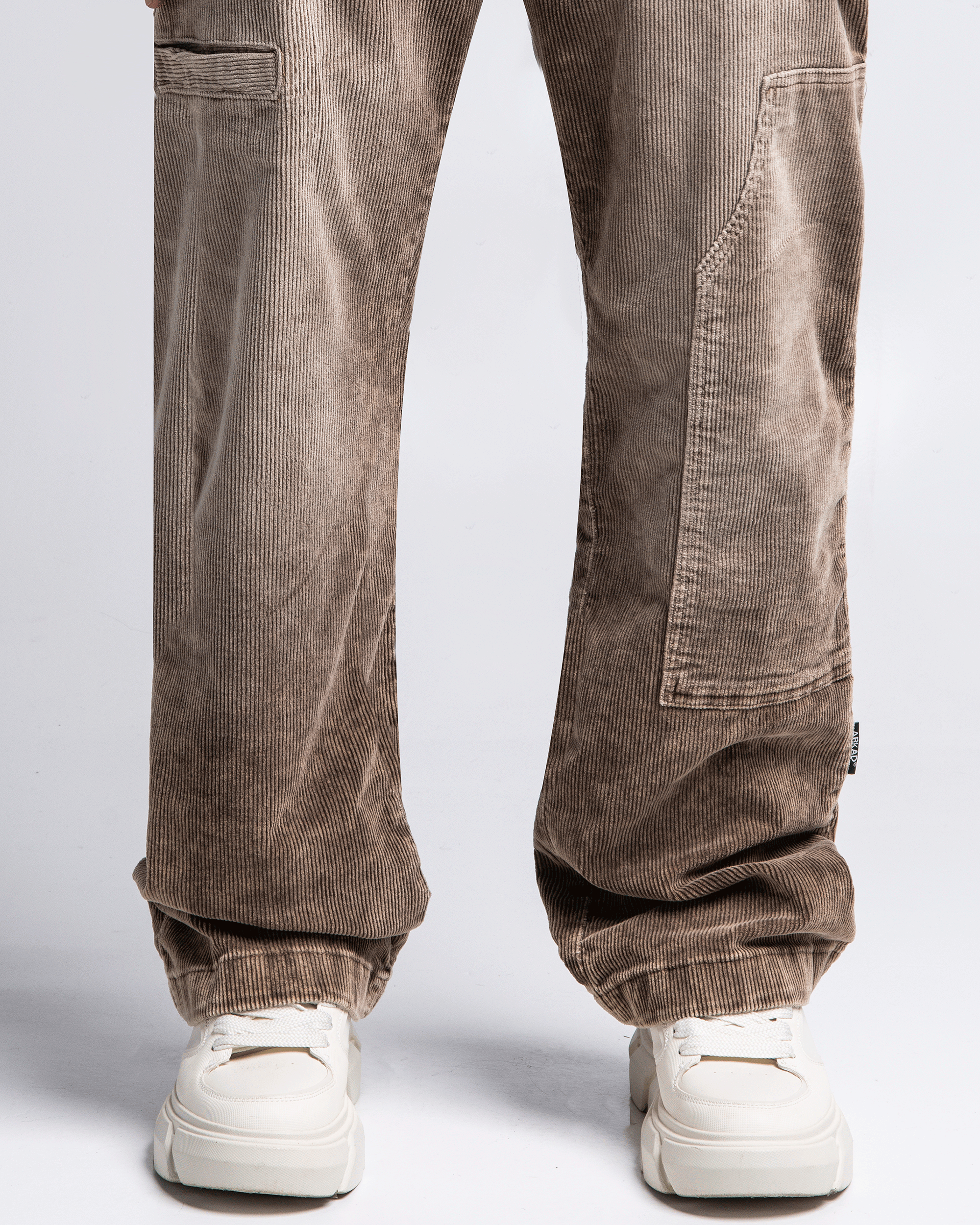 Pantalón Corduroy Acidwash Cafe