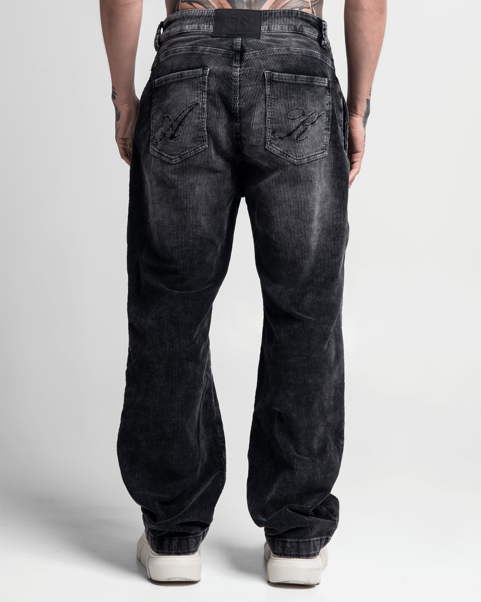 Pantalón Corduroy Acidwash Negro