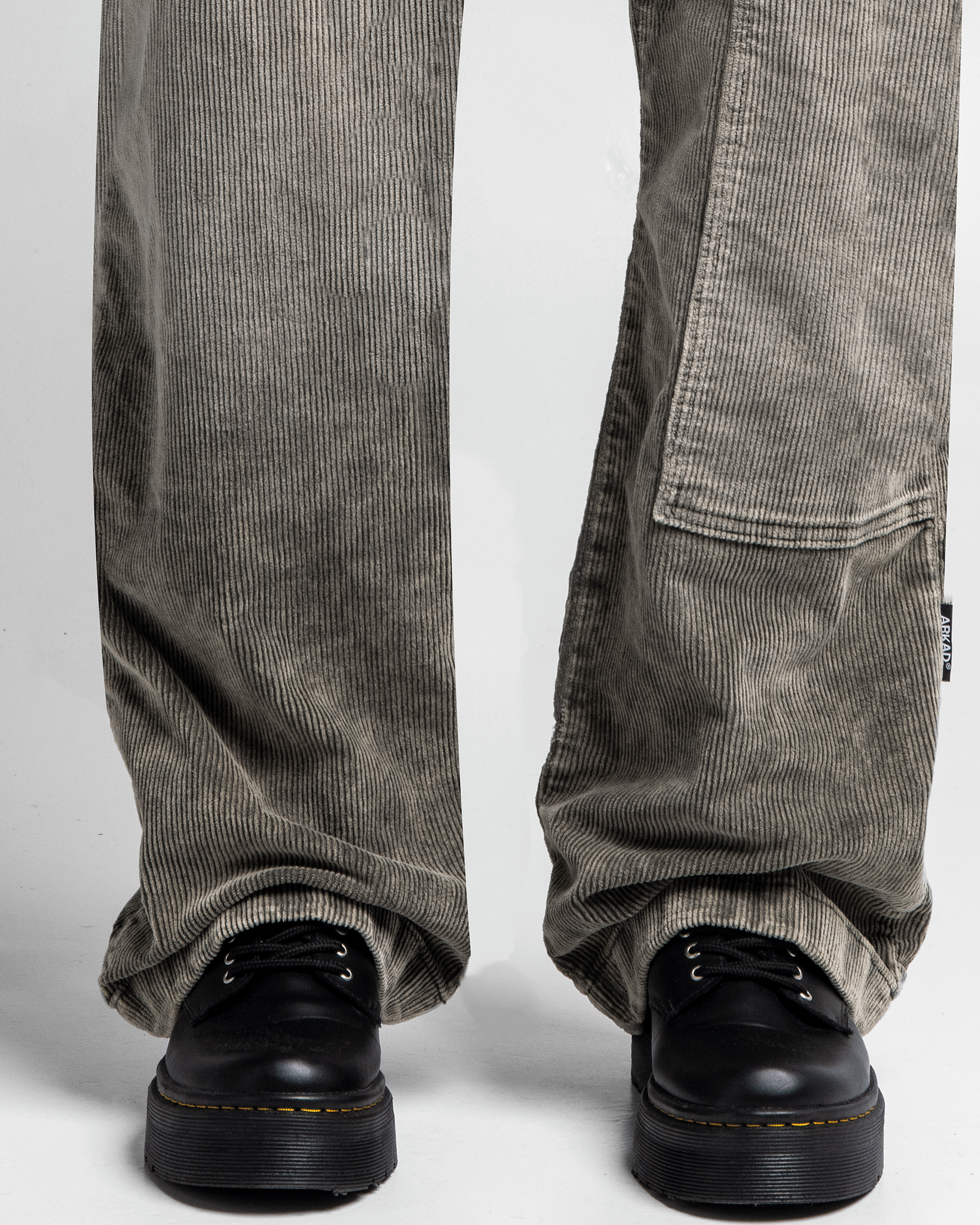 Pantalón Corduroy Acidwash Verde