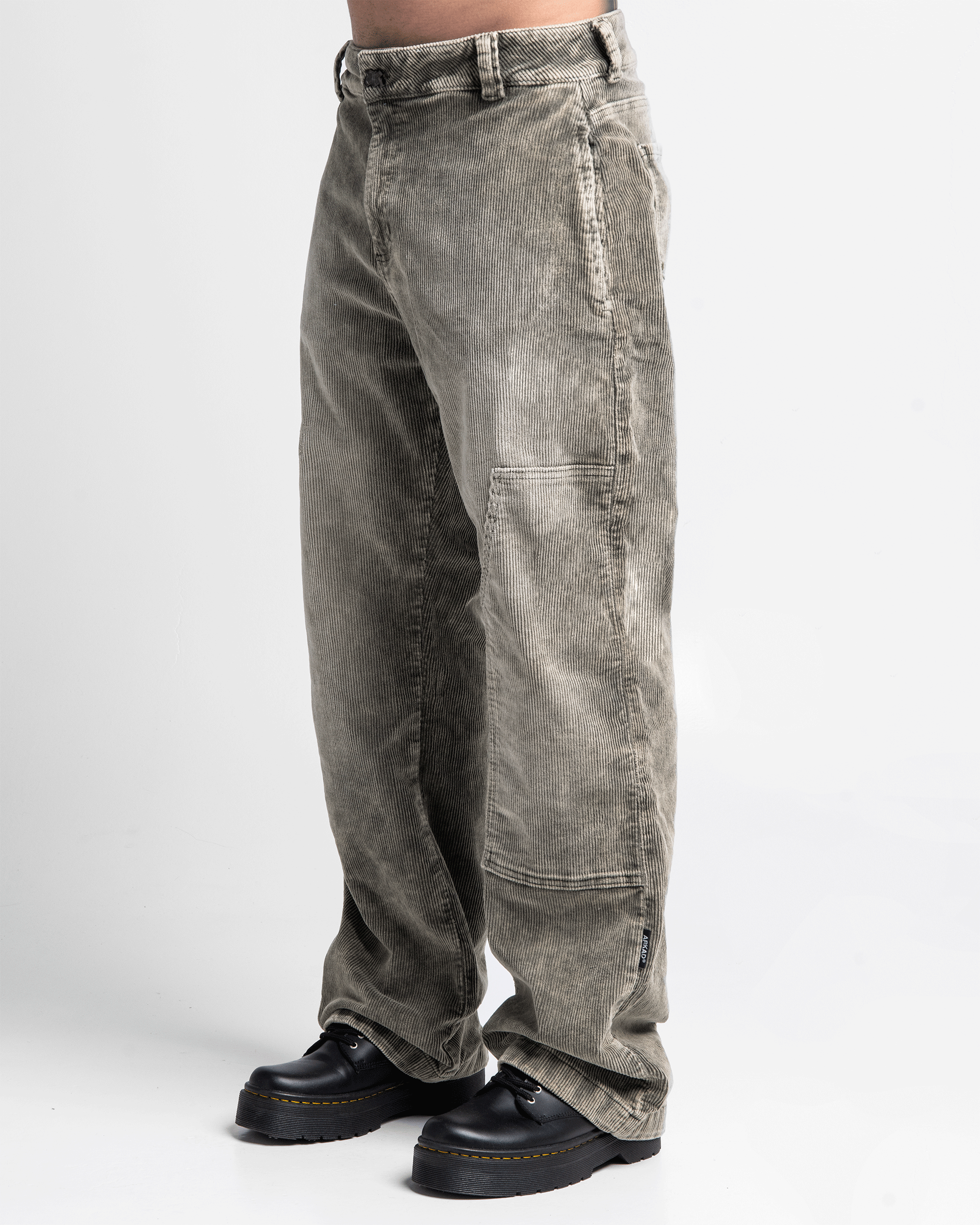 Pantalón Corduroy Acidwash Verde