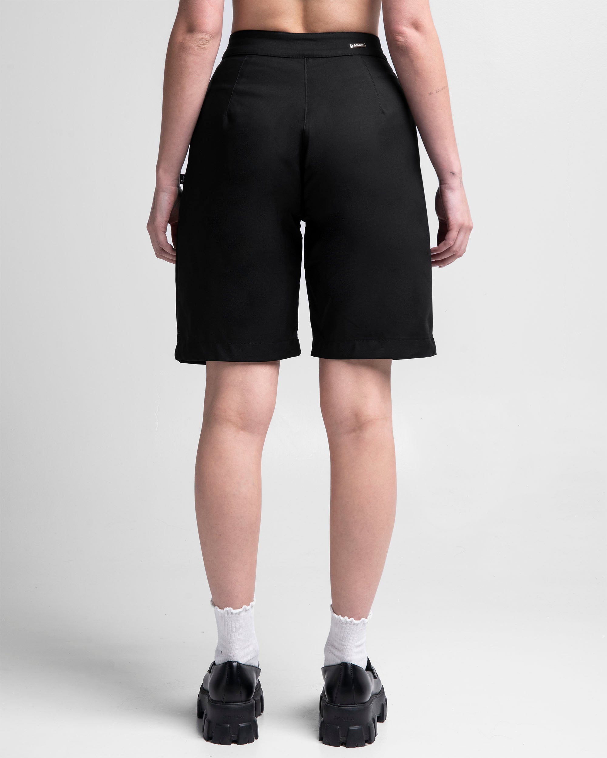 Tailored Jort Negro Mujer