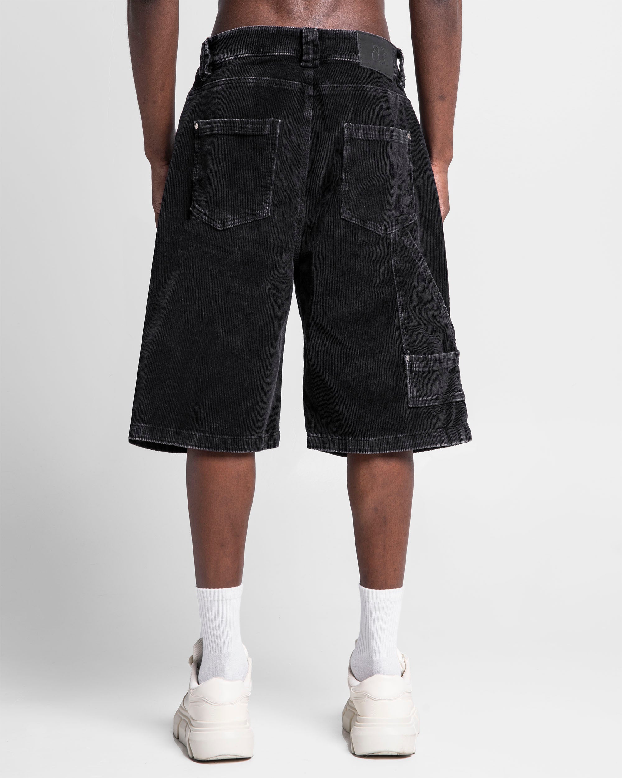 Washed Jort Corduroy Negro
