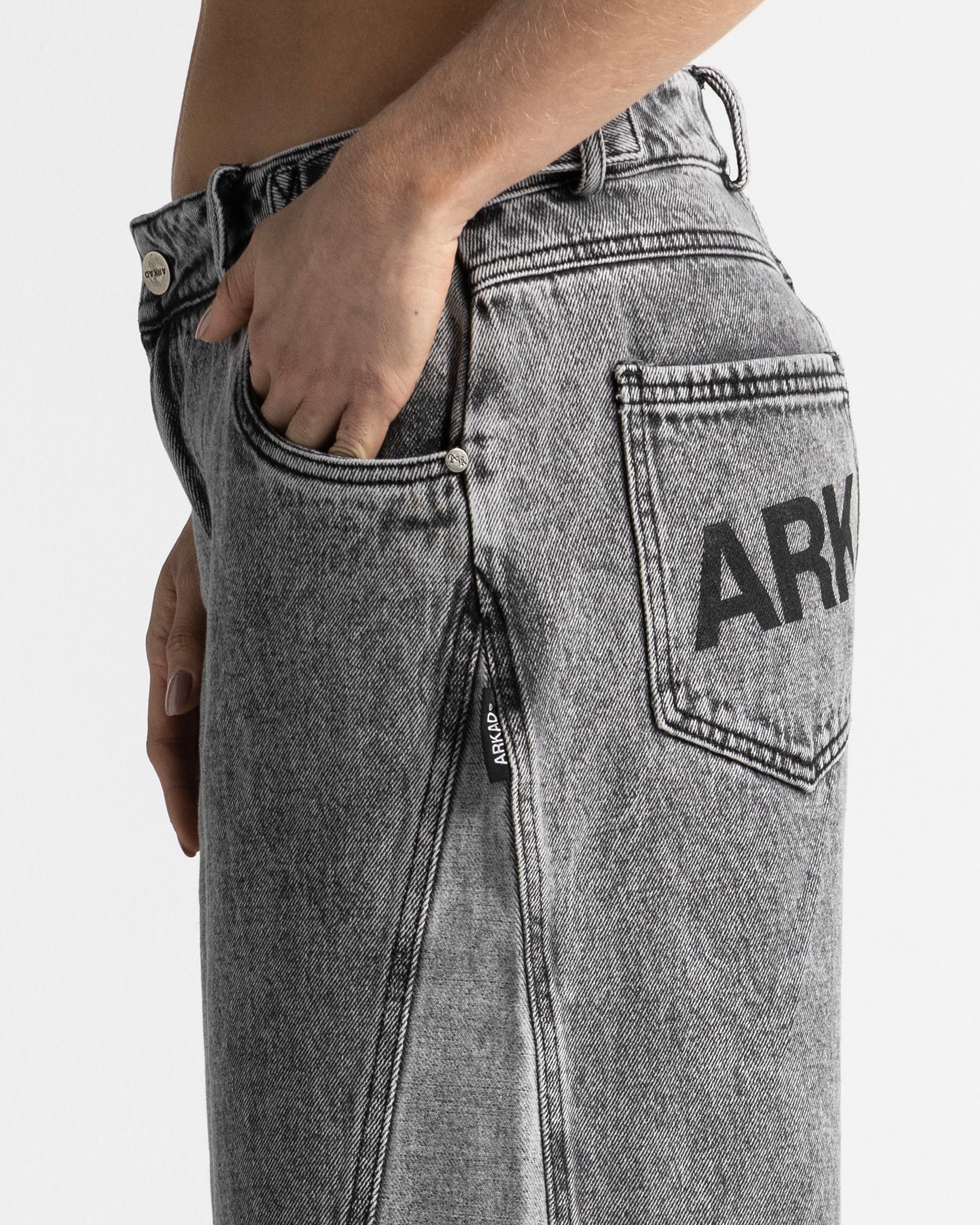 Printed Jean Gris Cortes Mujer