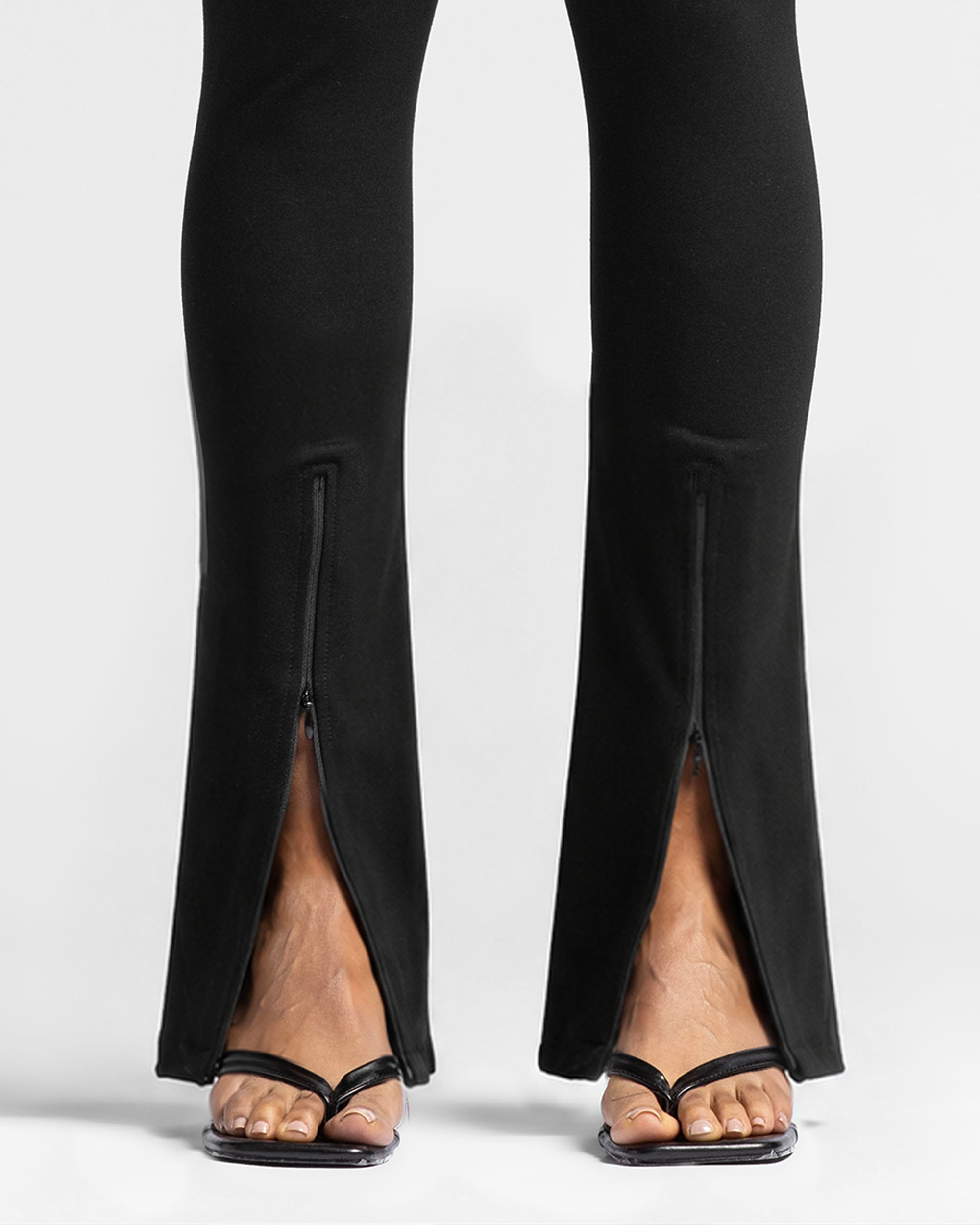 Legging Flare Con Zip