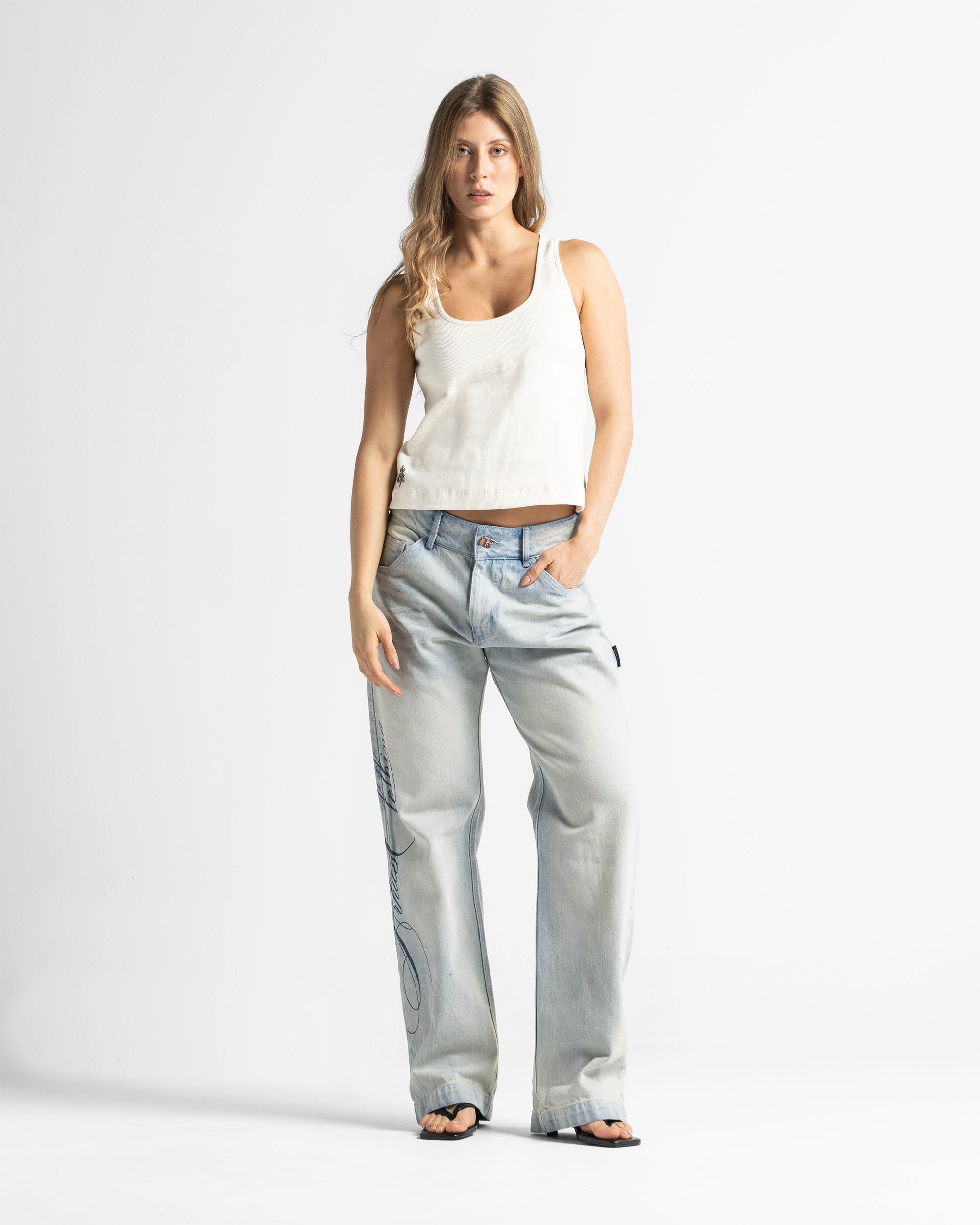 Tank Mujer Blanca FF Arkad