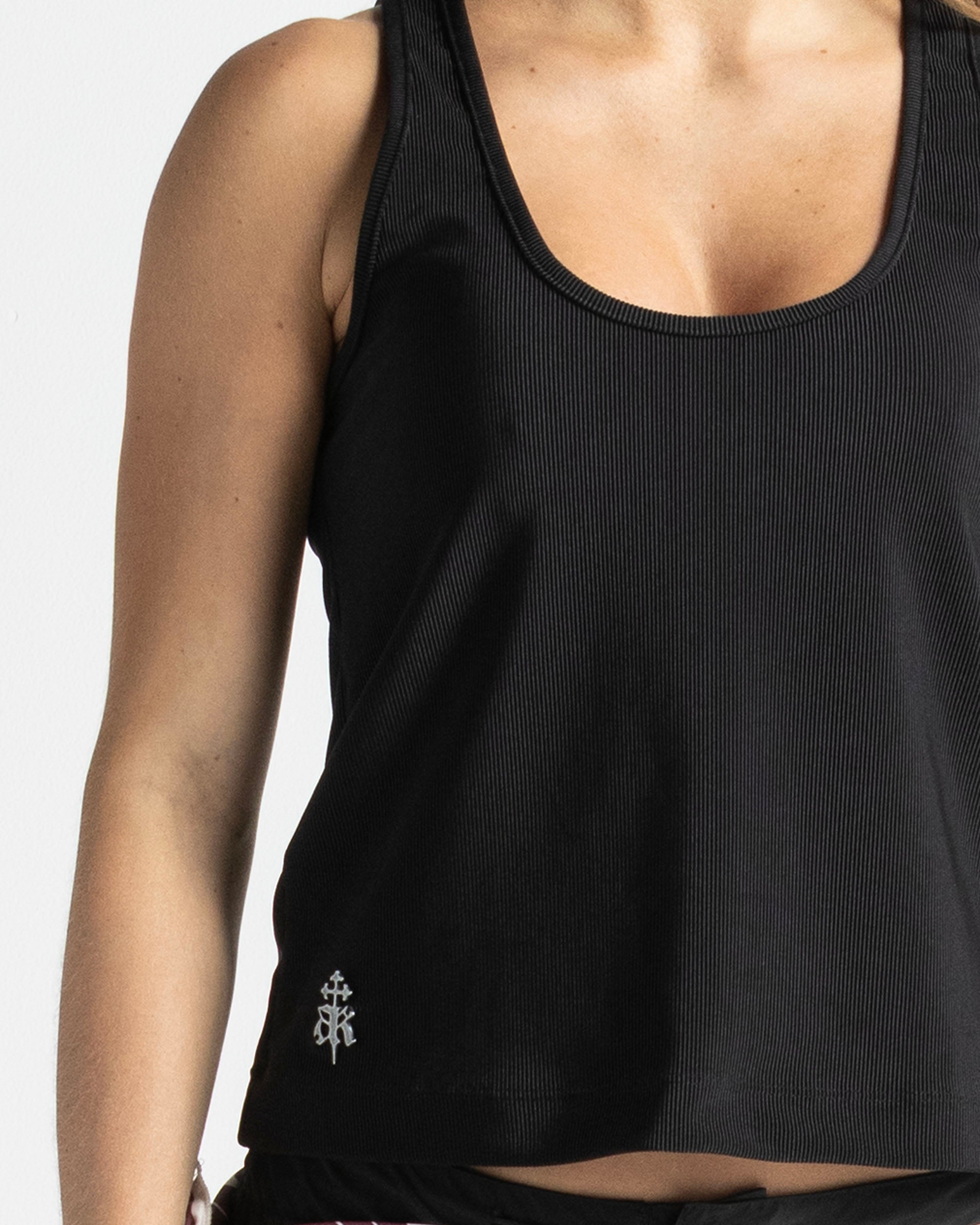 Tank Mujer Negra FF Arkad