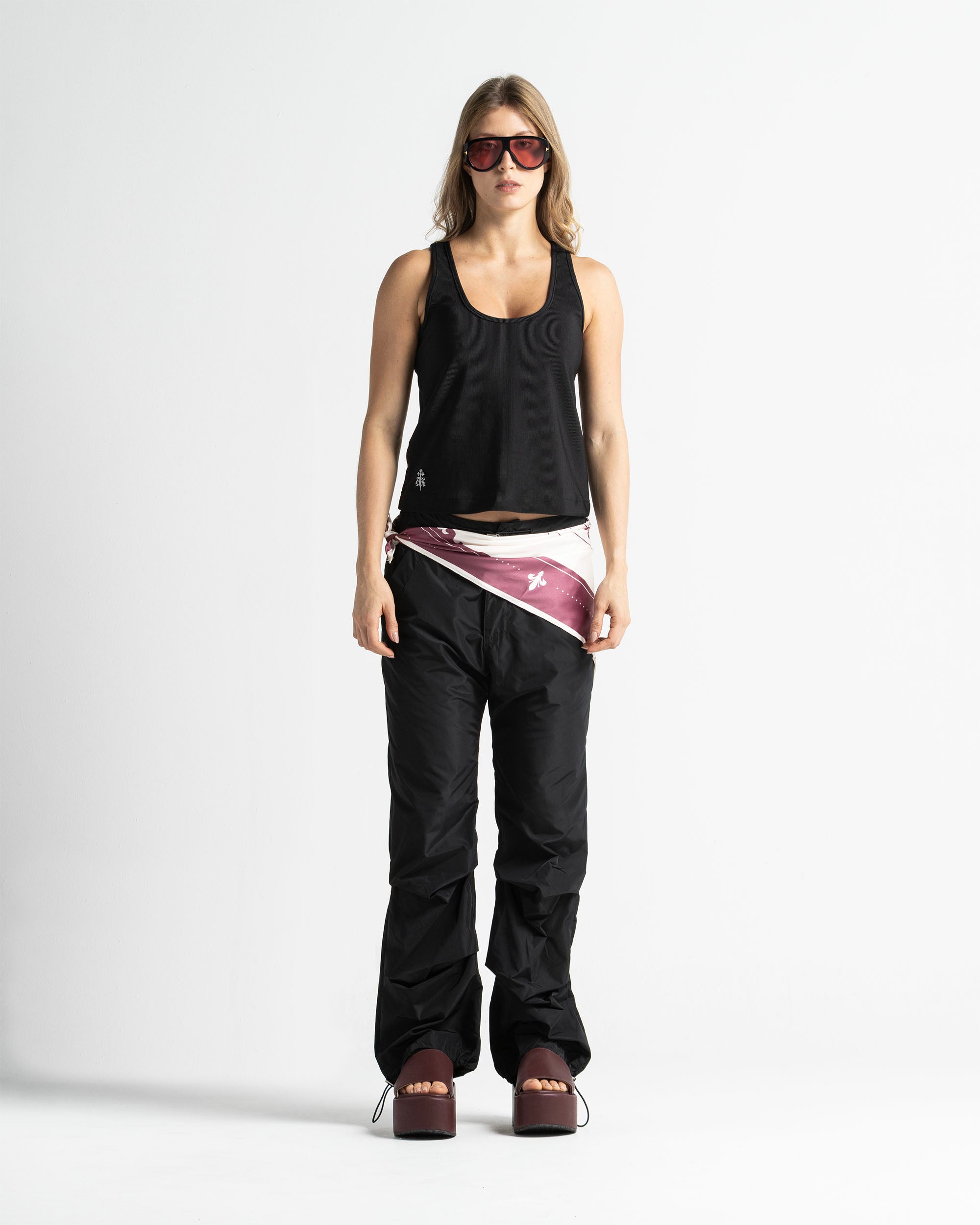 Tank Mujer Negra FF Arkad