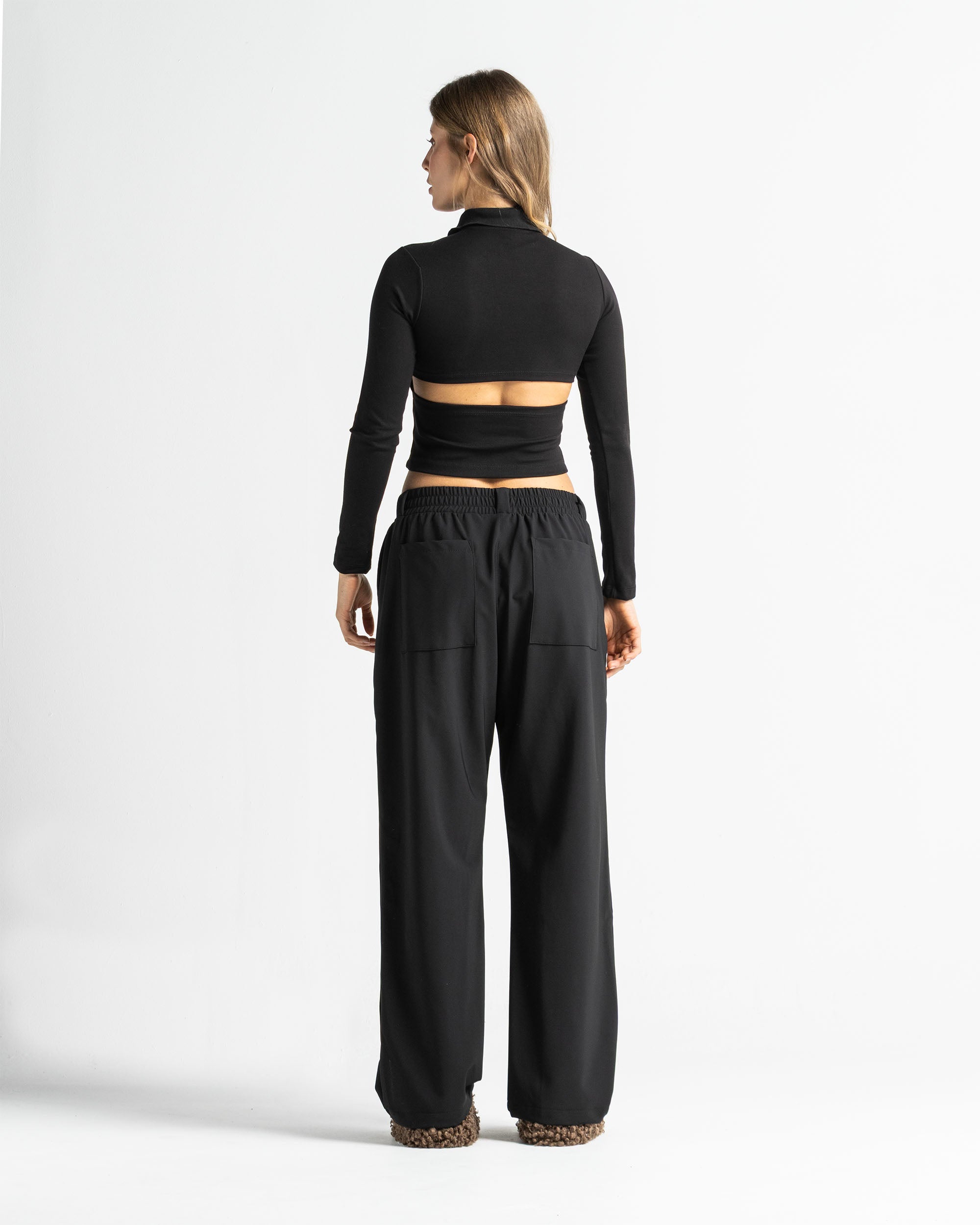 Sweater Polo Cut-Out