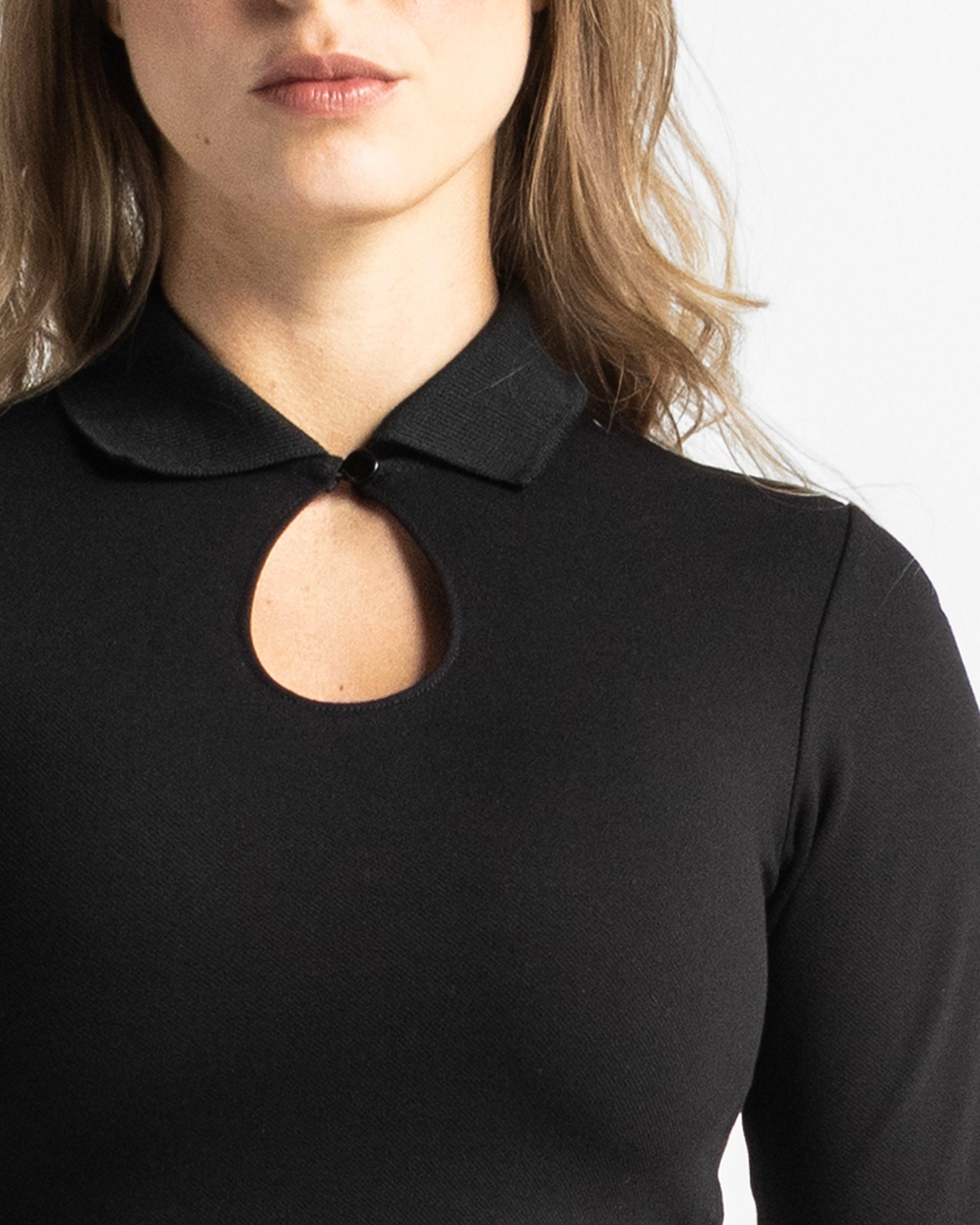 Sweater Polo Cut-Out