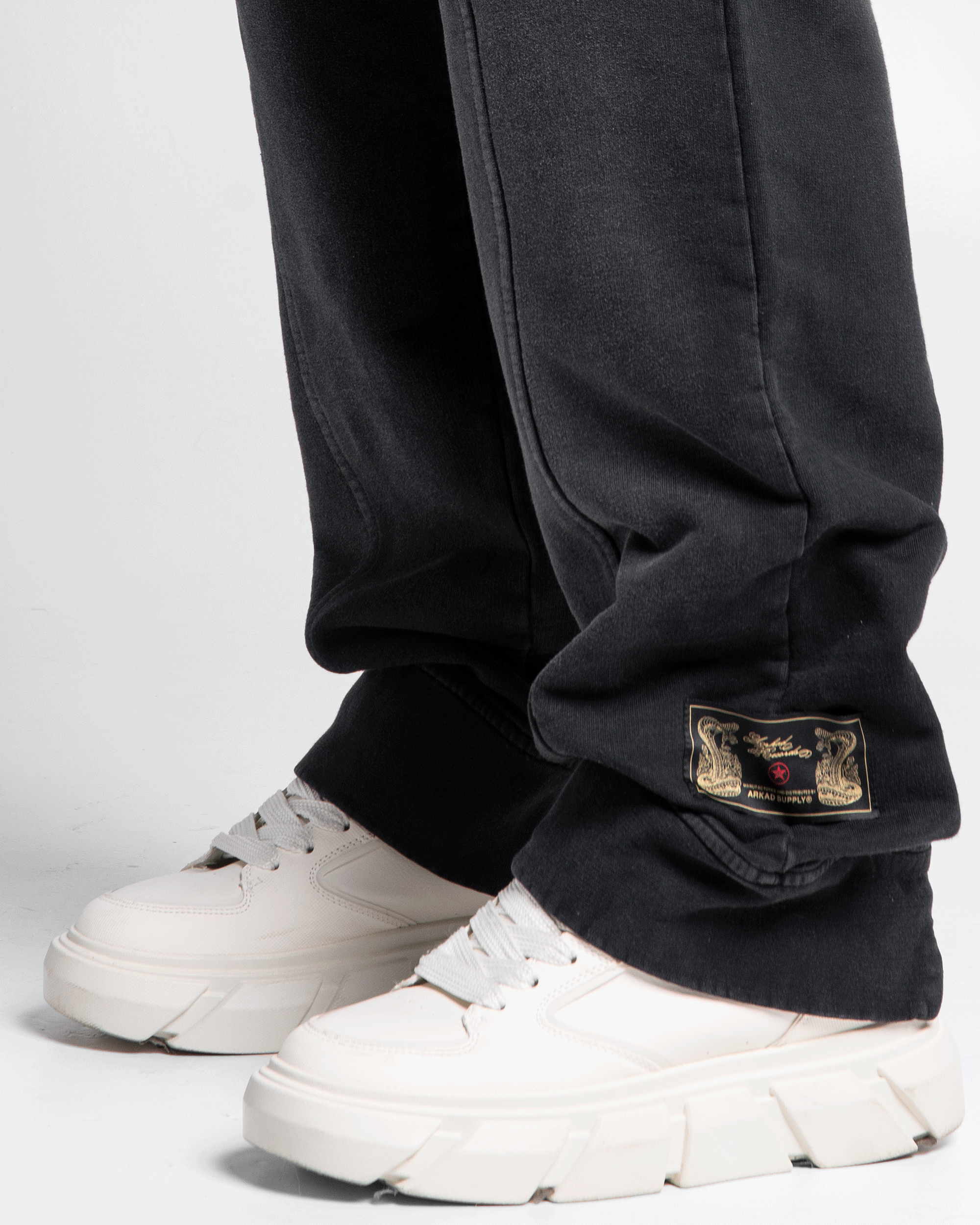 Sweatpant Negra Iluminaciones - Records