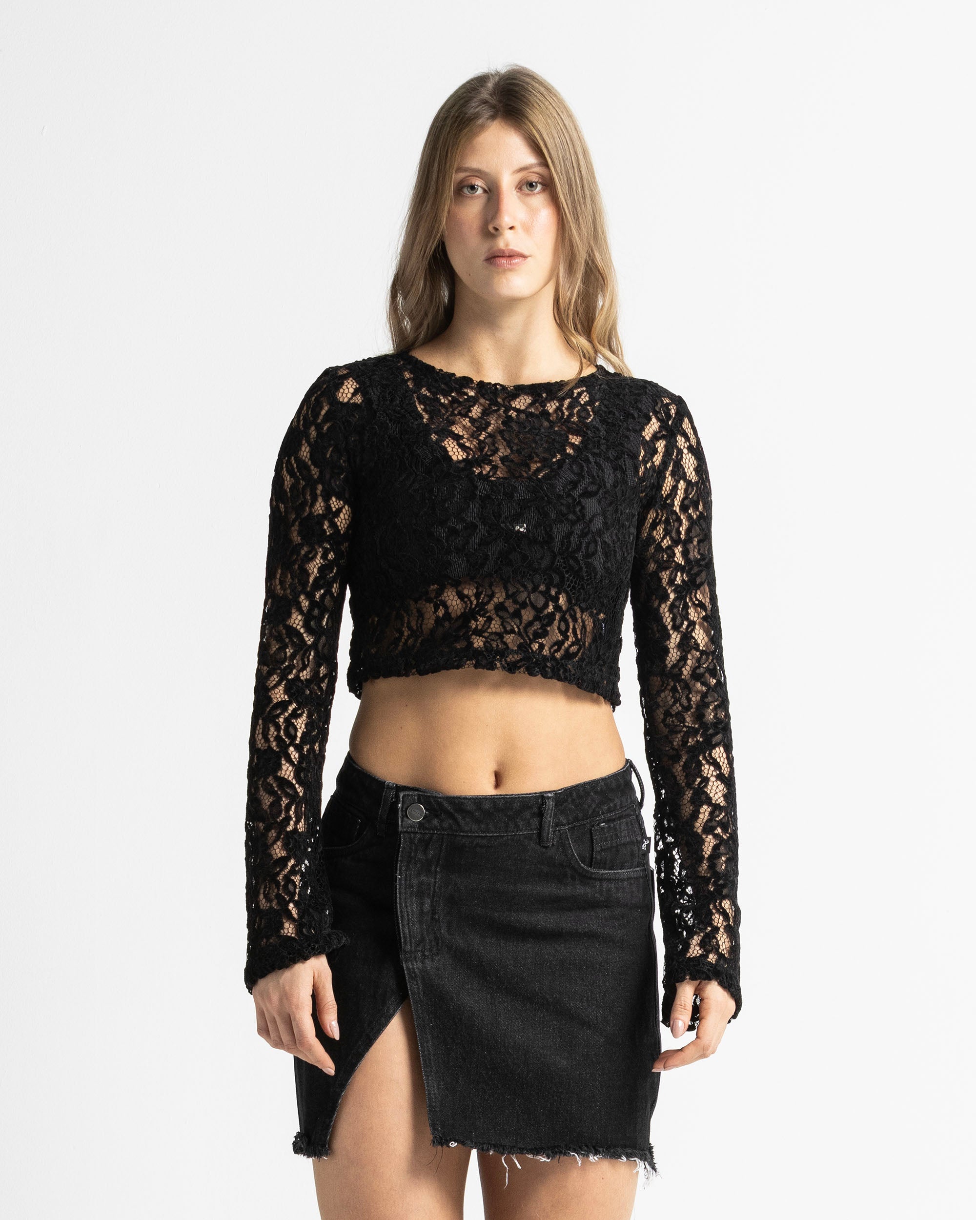 Lace Crop Sweater - Negro