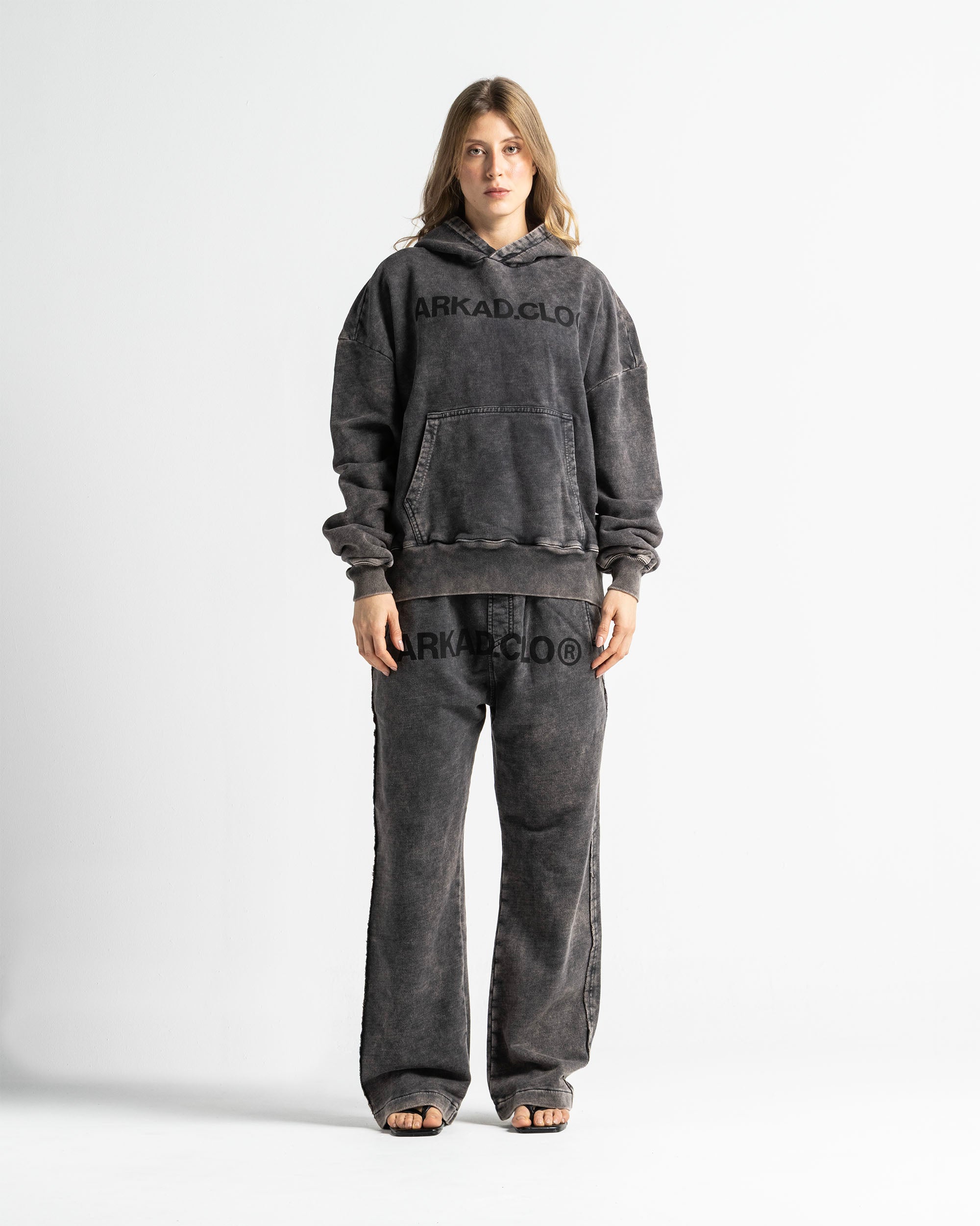 Washed Hoodie Family Negro - Unisex
