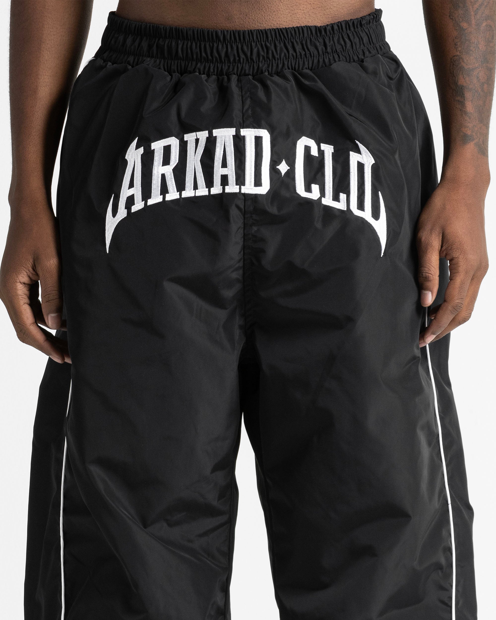 Sweatpant Negra Bordada