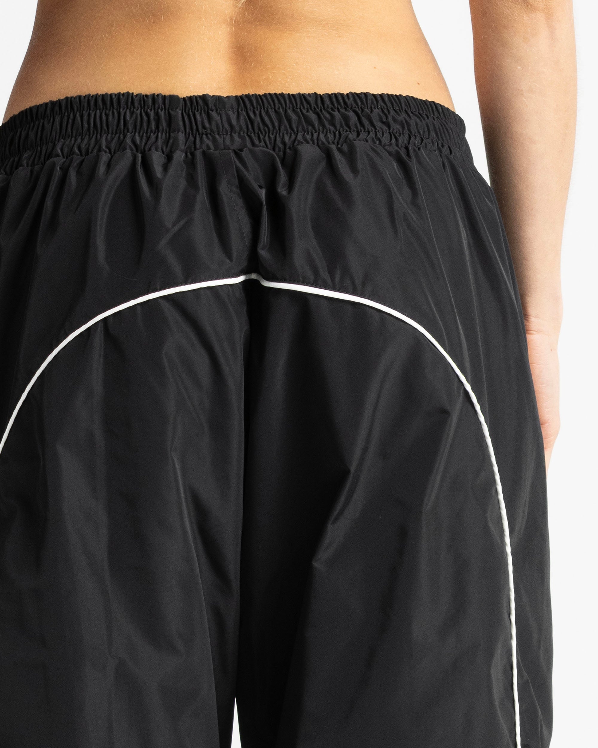 Sweatpant Negra Bordada - Unisex