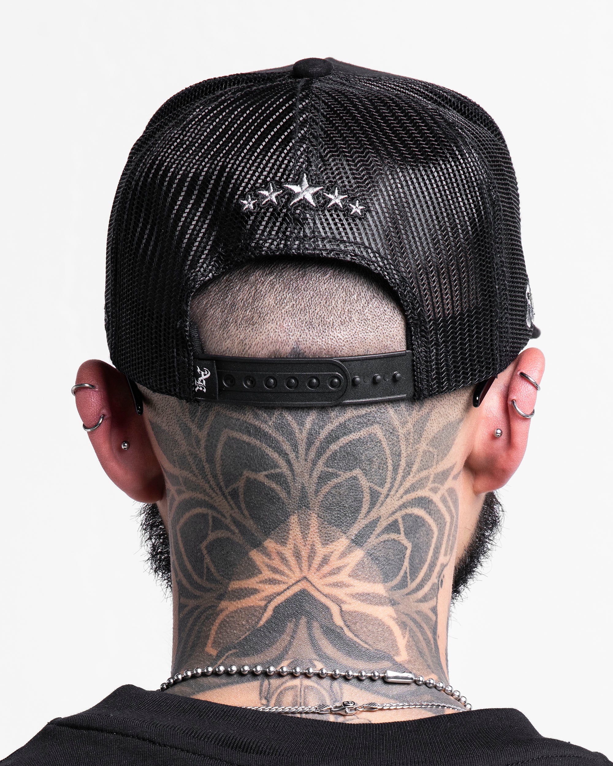 Gorra Velvet Negra Snakes