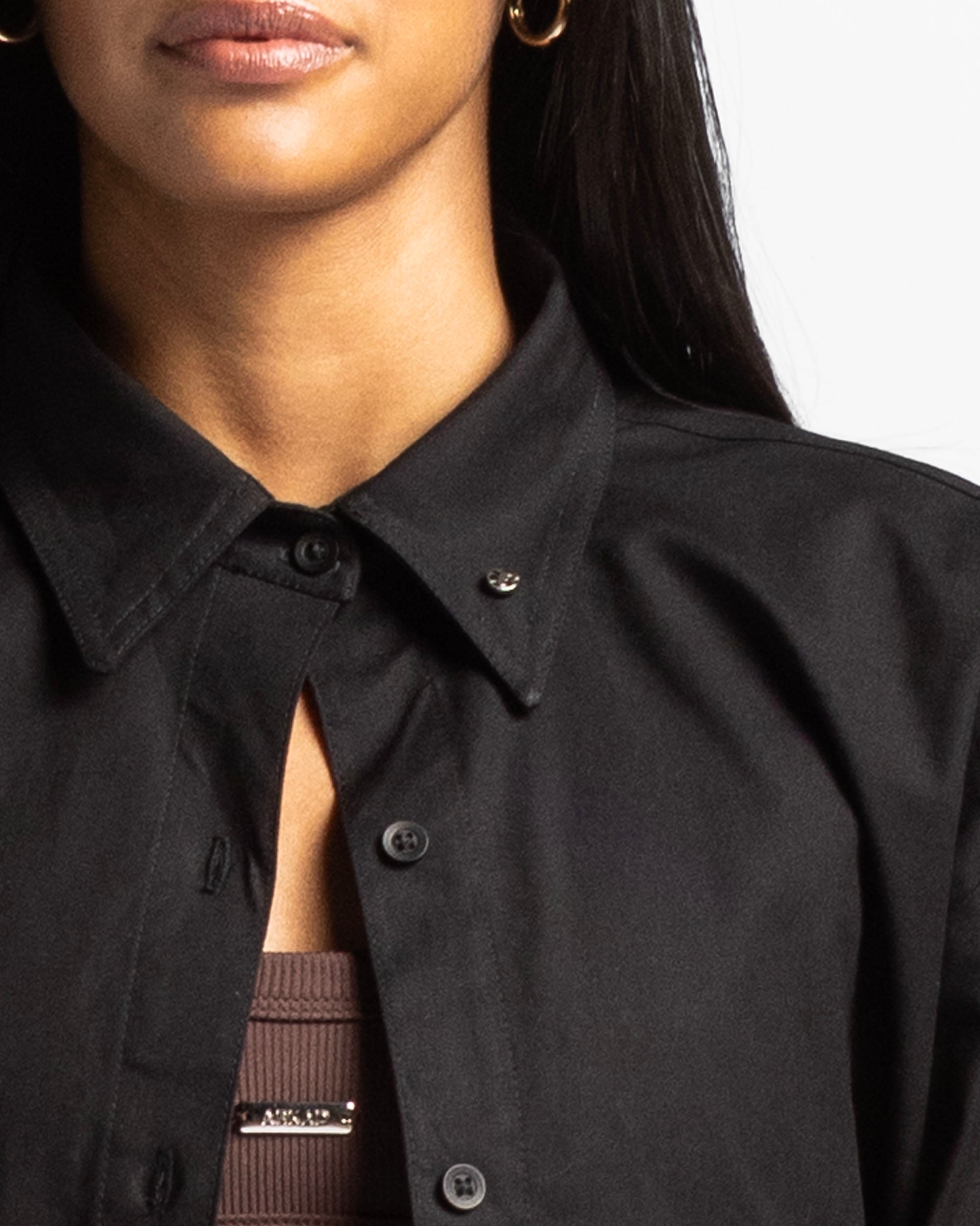 Camisa Corta Manga Larga Negra