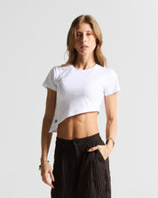 Asymmetric Baby Tee Blanca
