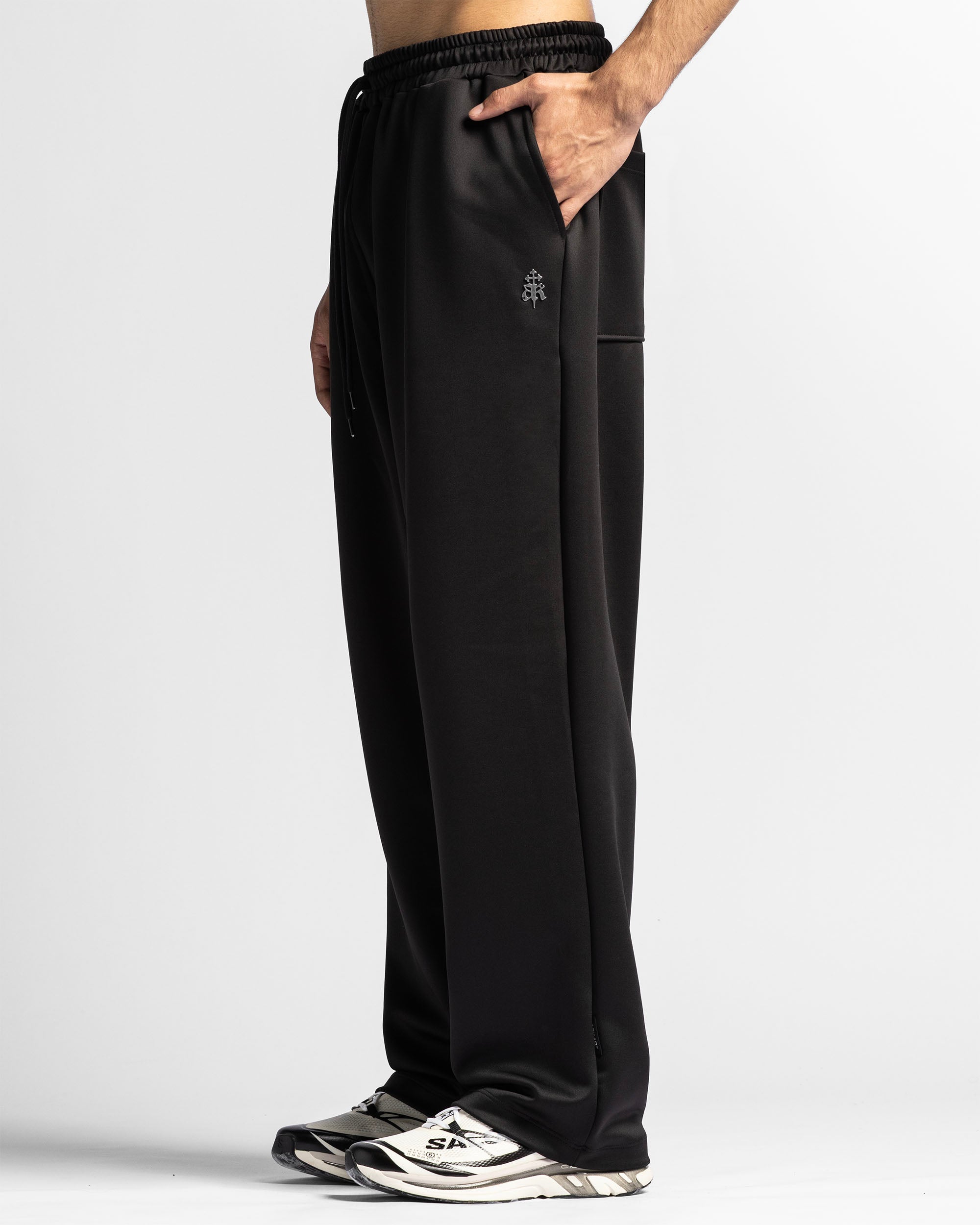 Relaxed Trackpant - Negro