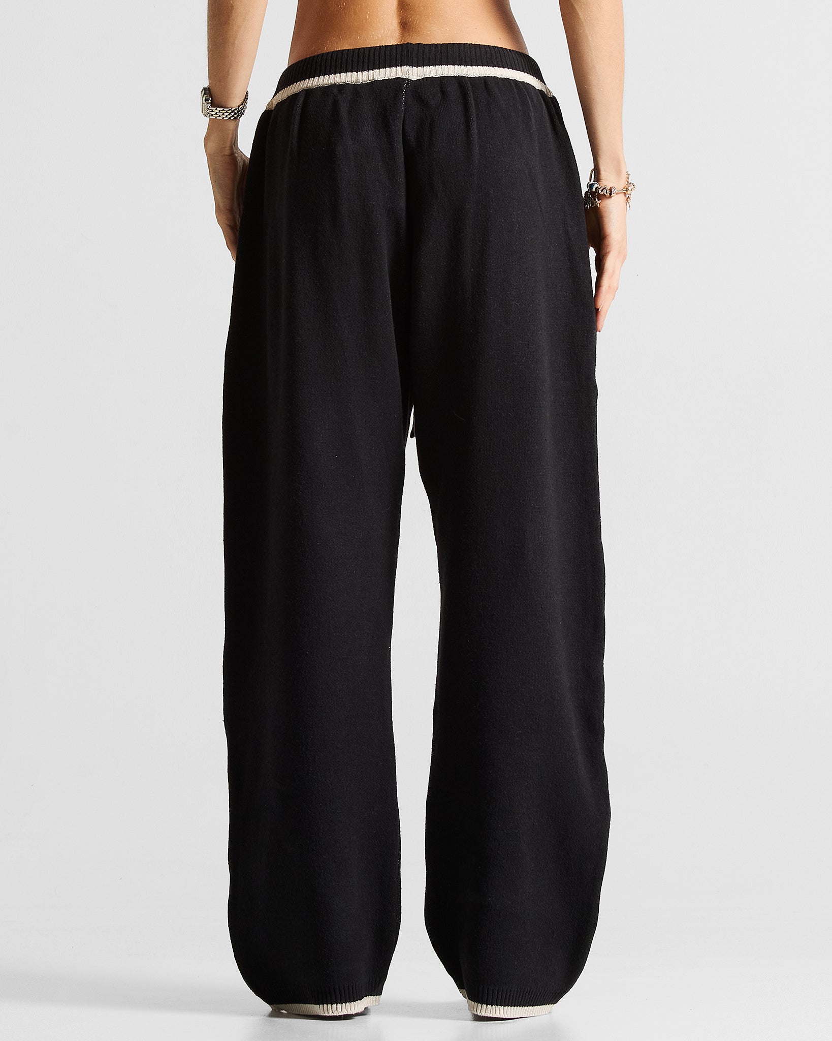 Knit Pant Hustler Negra - Unisex