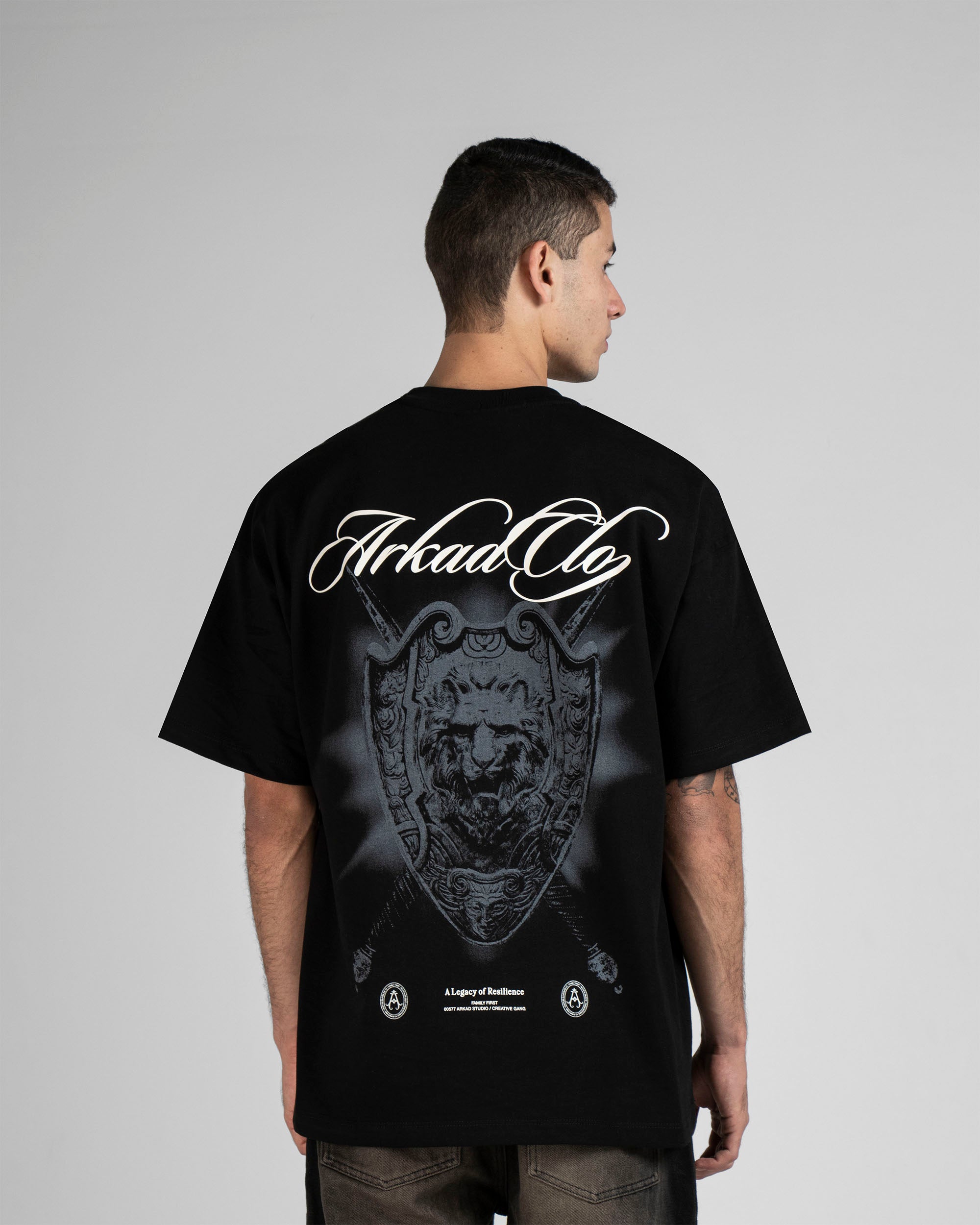Tshirt Oversize Negra León