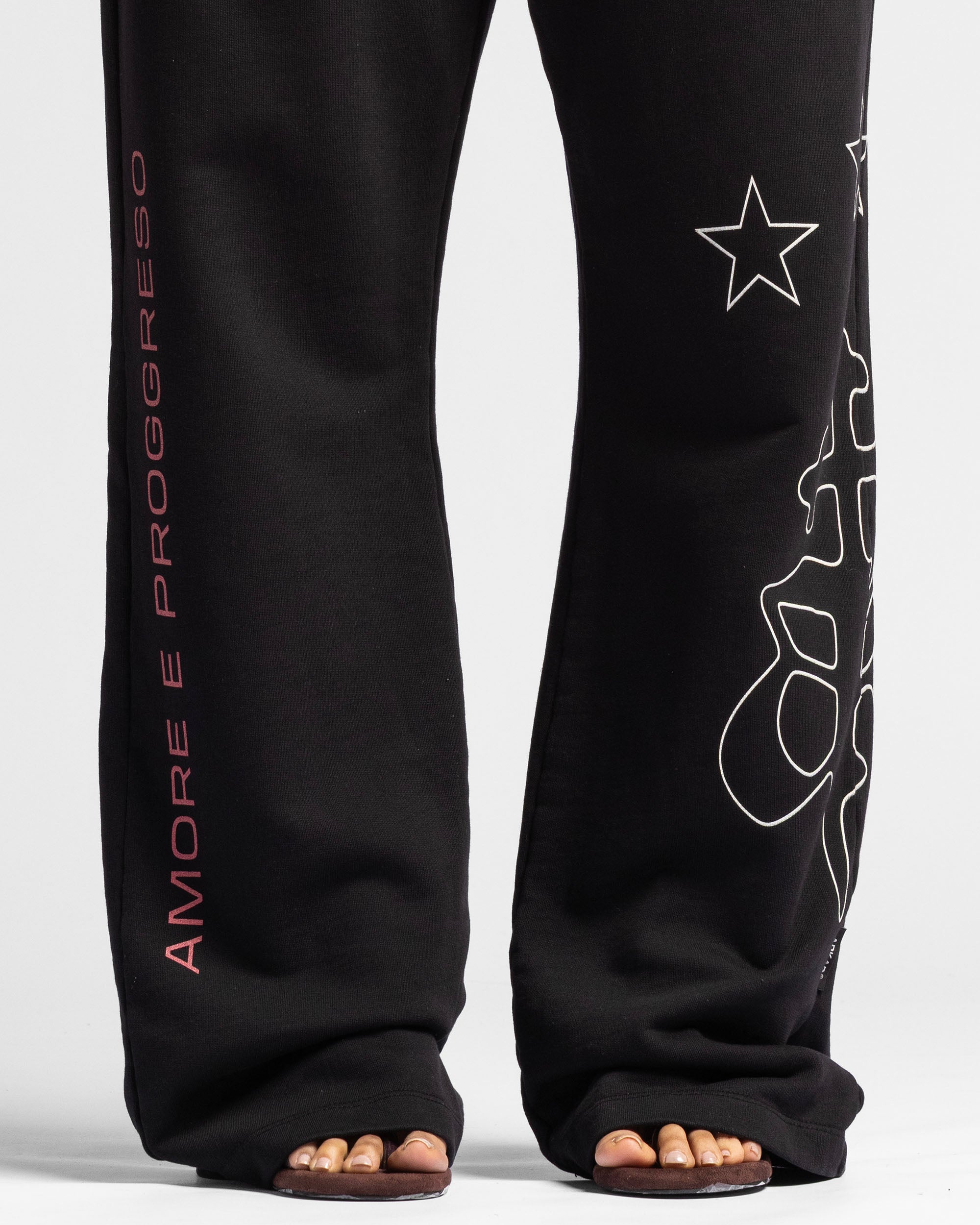 Washed Sweatpant Negra Con Rojo - Unisex