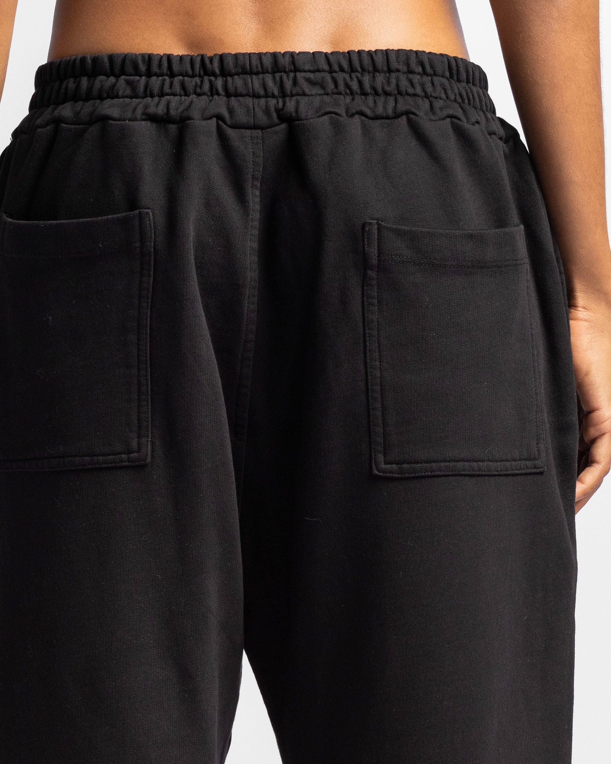 Washed Sweatpant Negra Con Rojo - Unisex