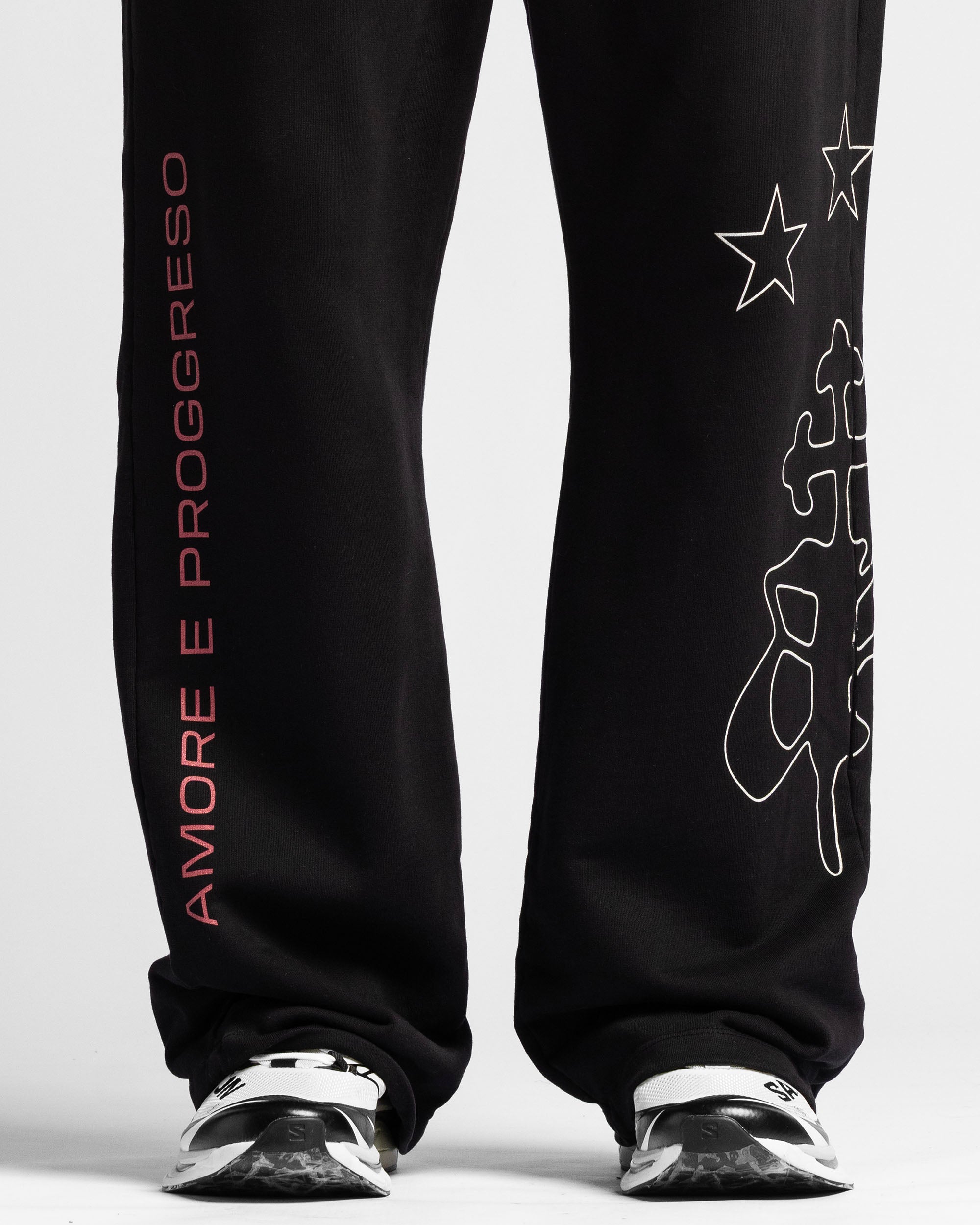 Washed Sweatpant Negra Con Rojo Nato