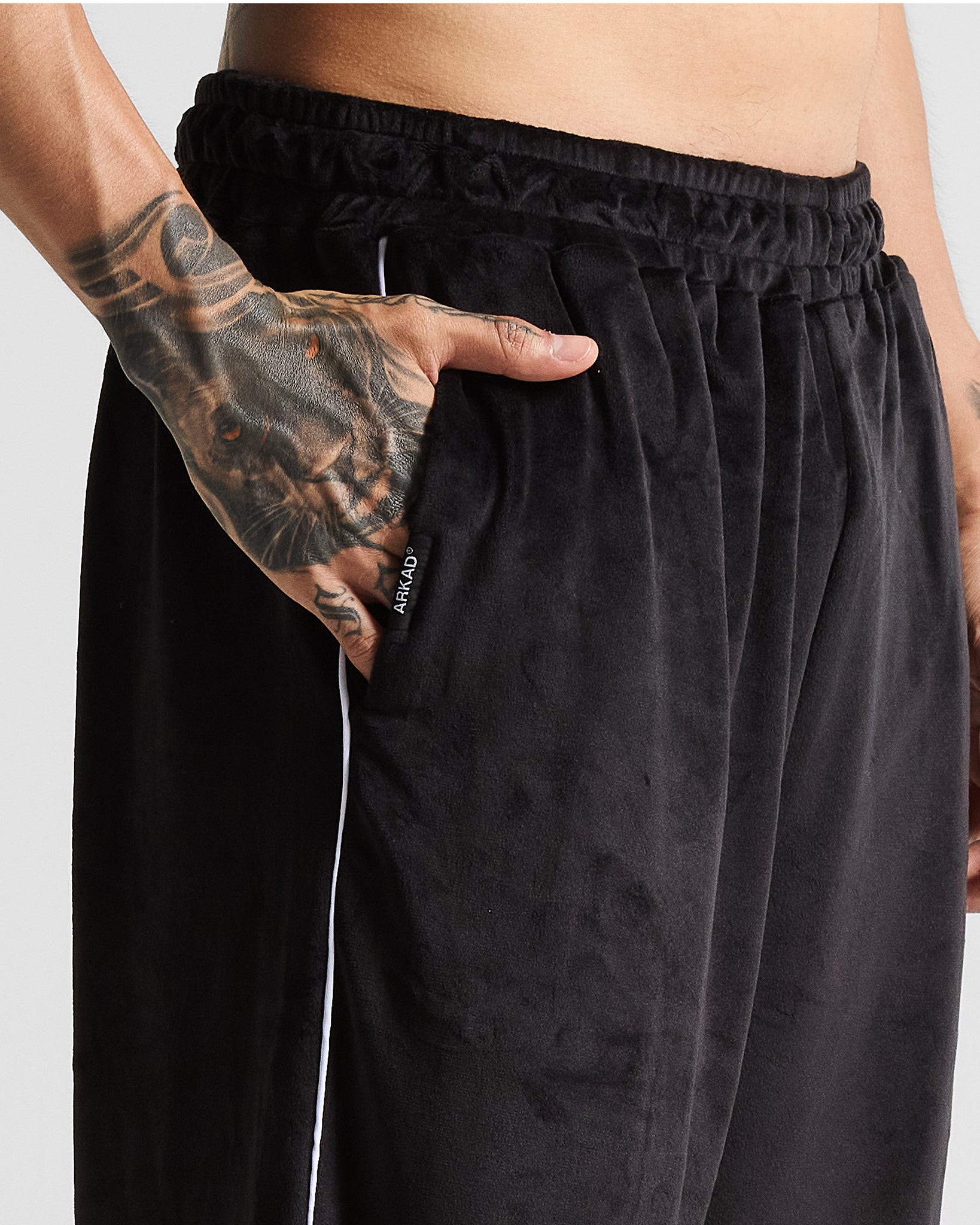 Velvet Sweatpant Negra
