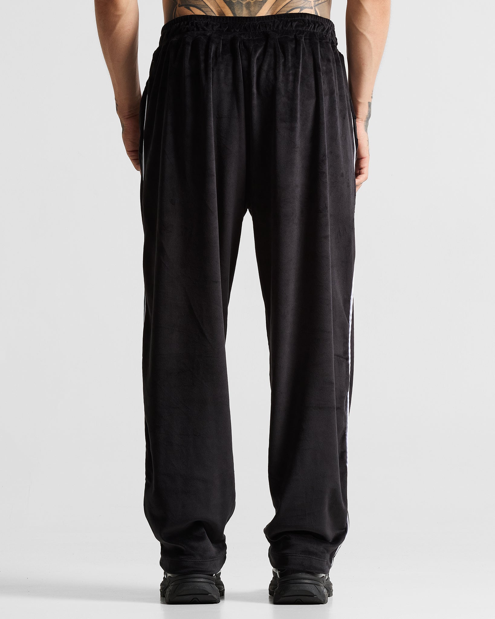 Velvet Sweatpant Negra