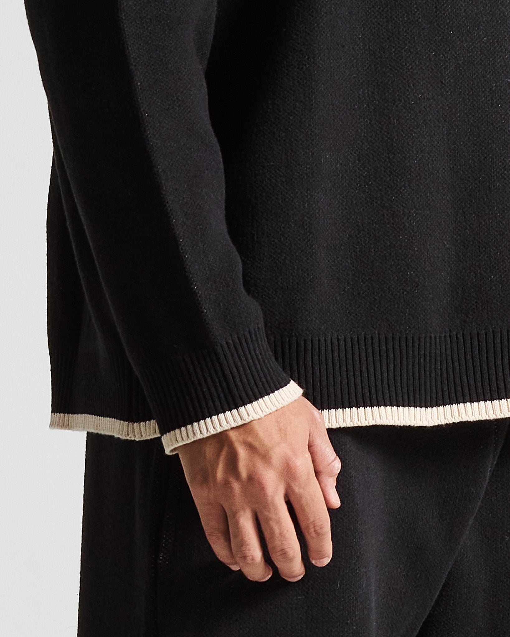 Knit Swearter Hustler Negro