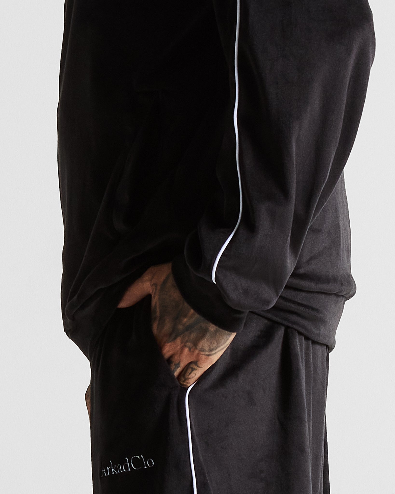 Velvet Jacket Negra