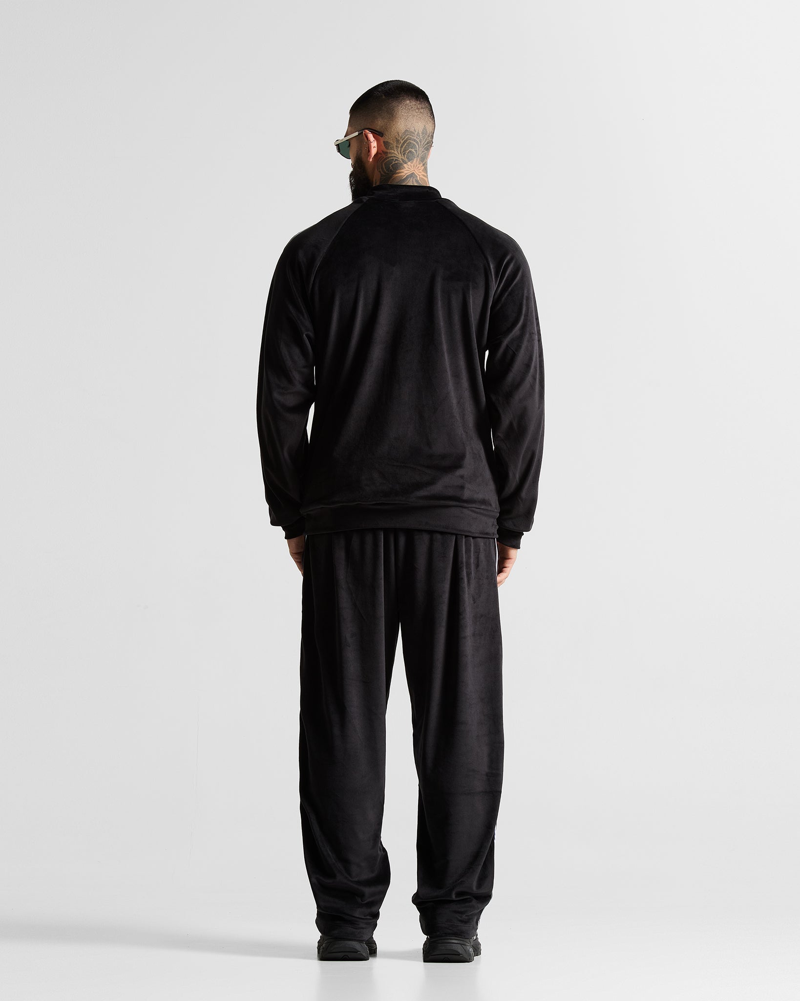 Velvet Jacket Negra