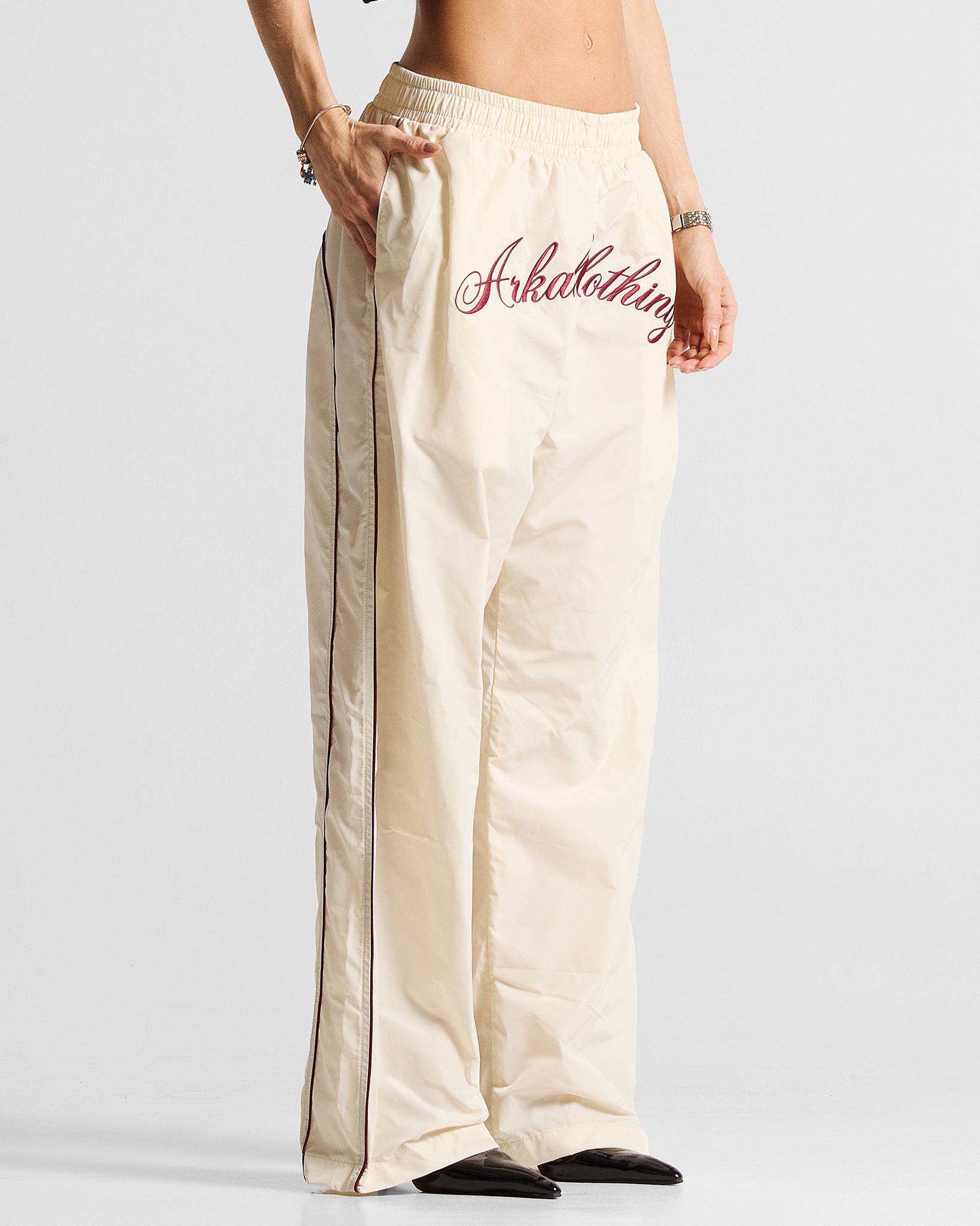 Waterproof Trackpant Beige - Unisex