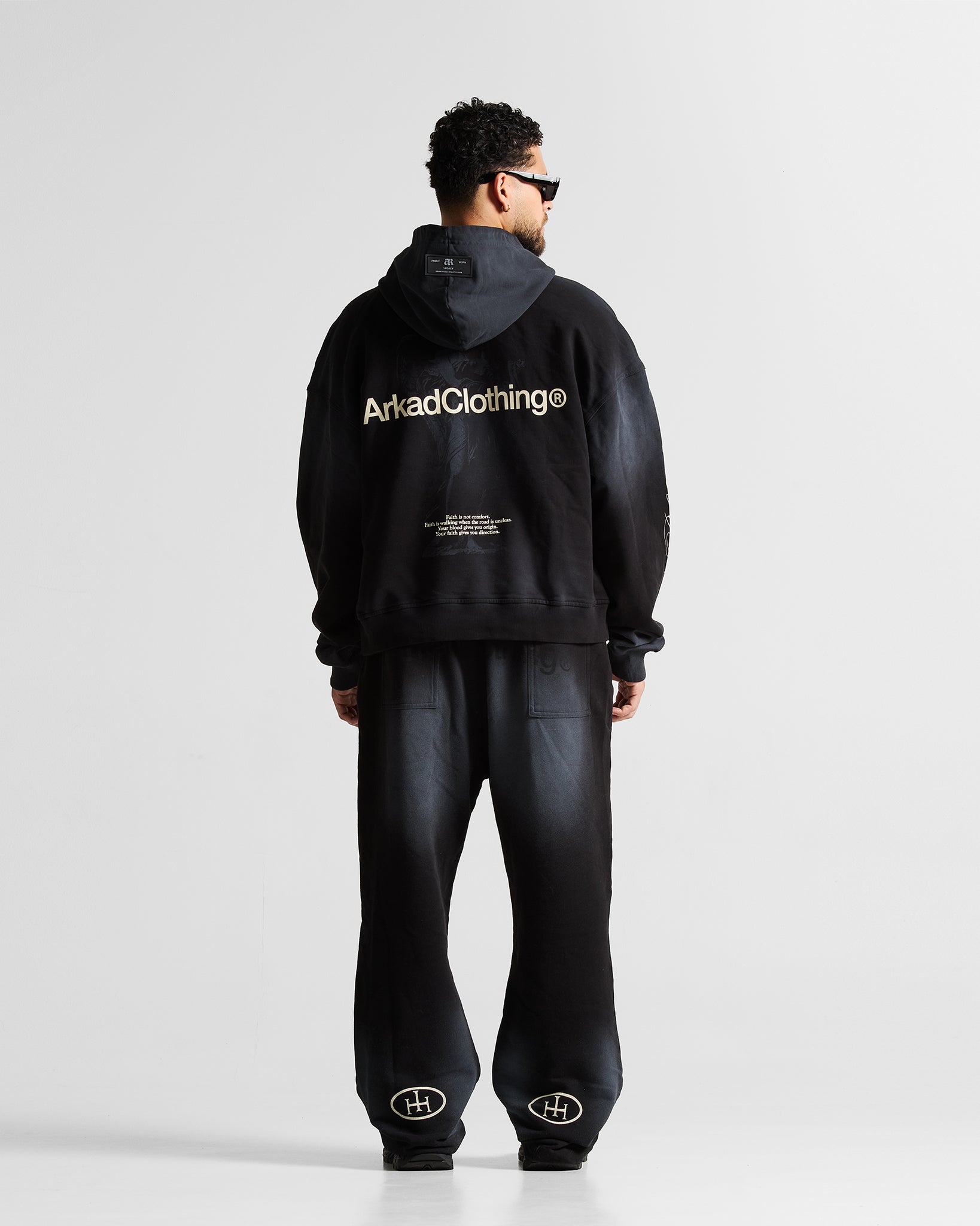 Washed Hoodie Negro Angel Arkad Clo