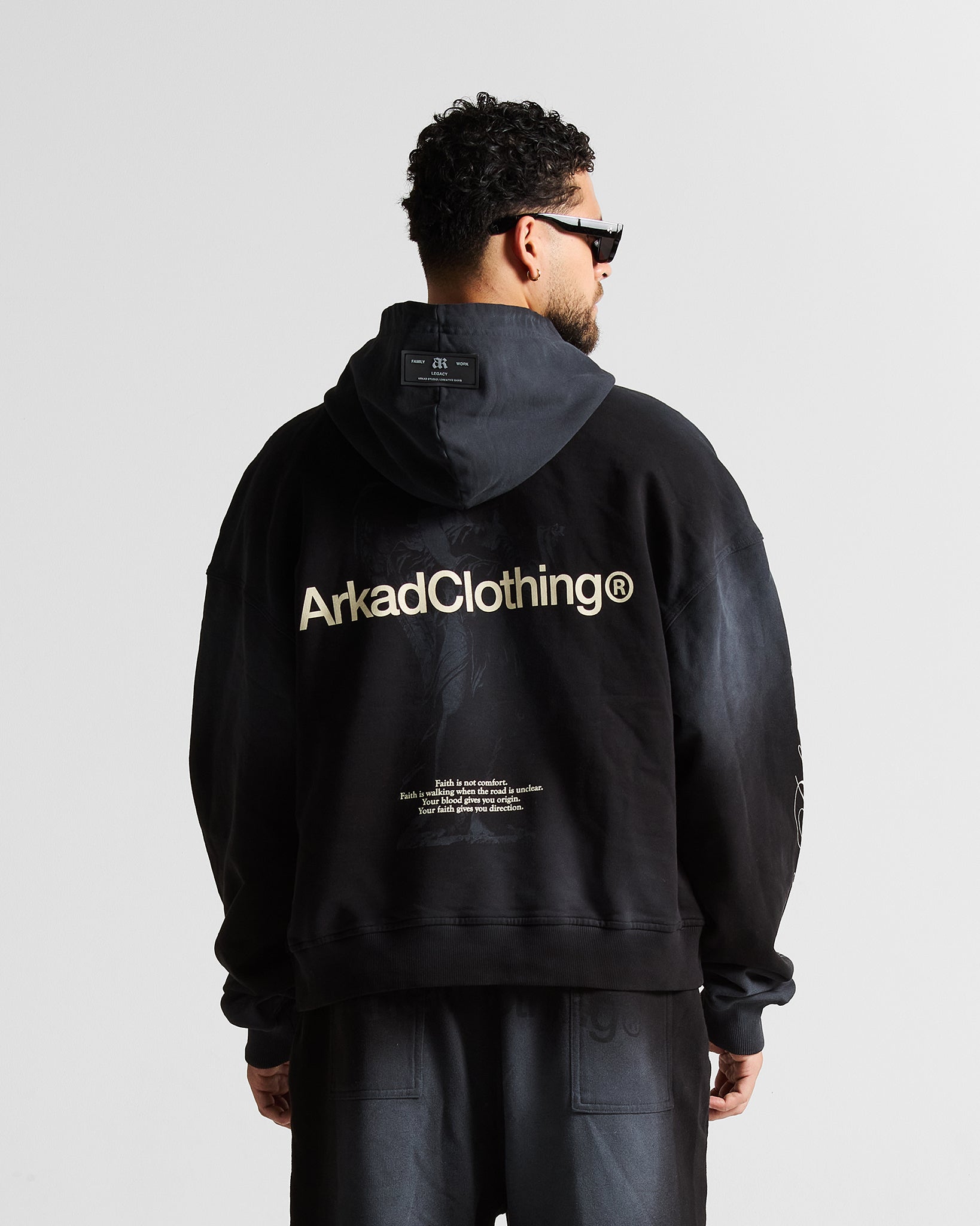 Washed Hoodie Negro Angel Arkad Clo