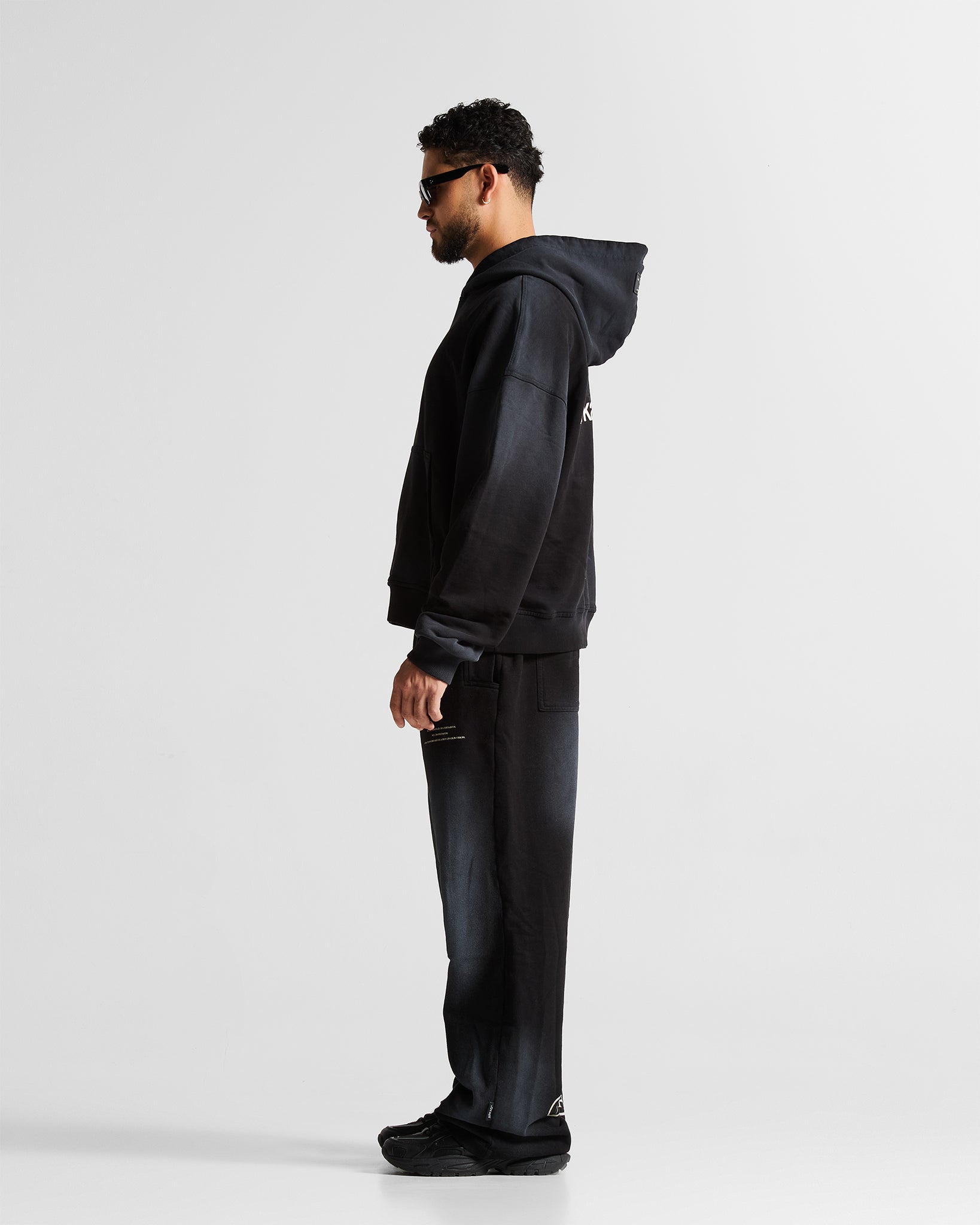 Washed Hoodie Negro Angel Arkad Clo