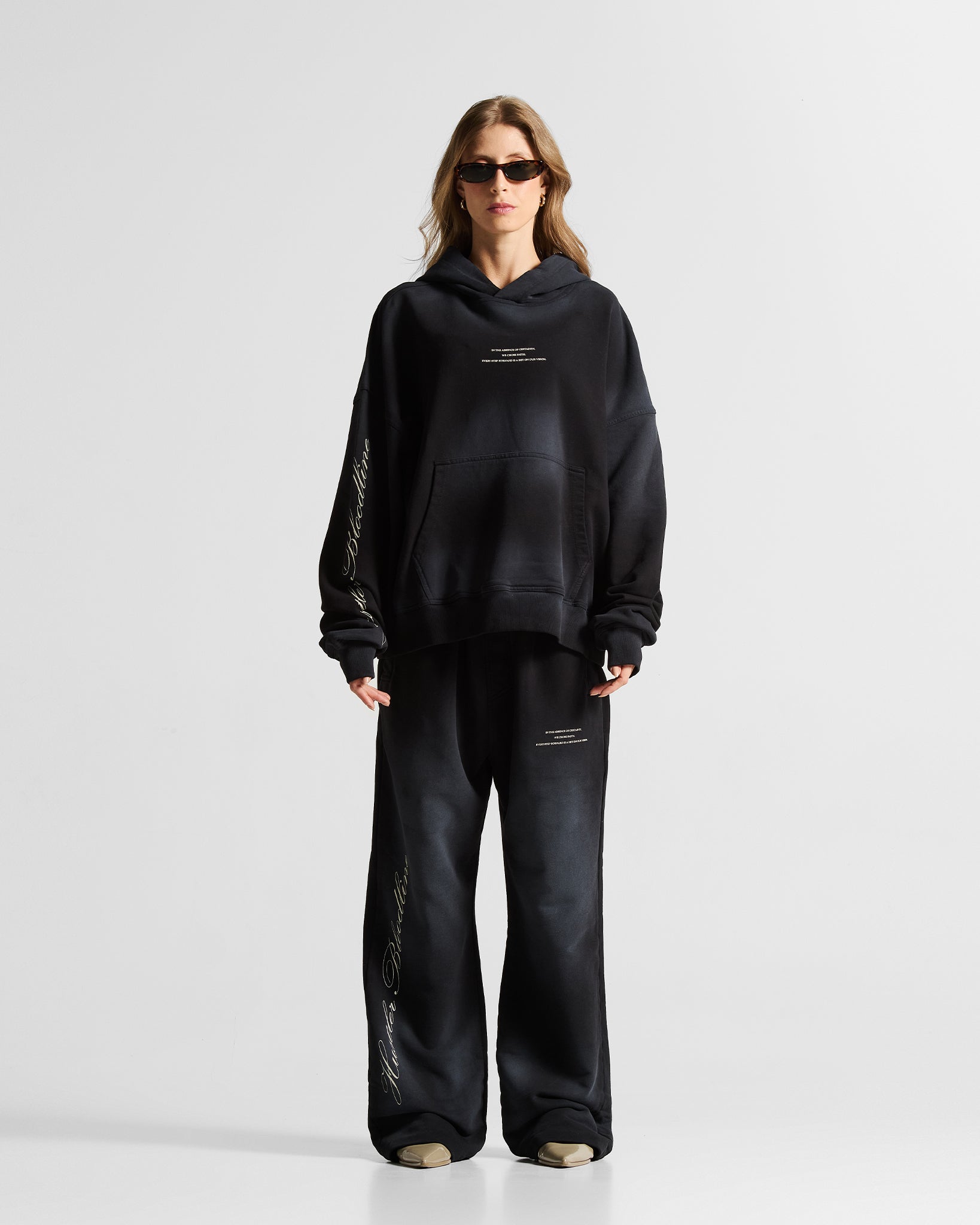 Washed Hoodie Negro Angel Arkad Clo - Unisex