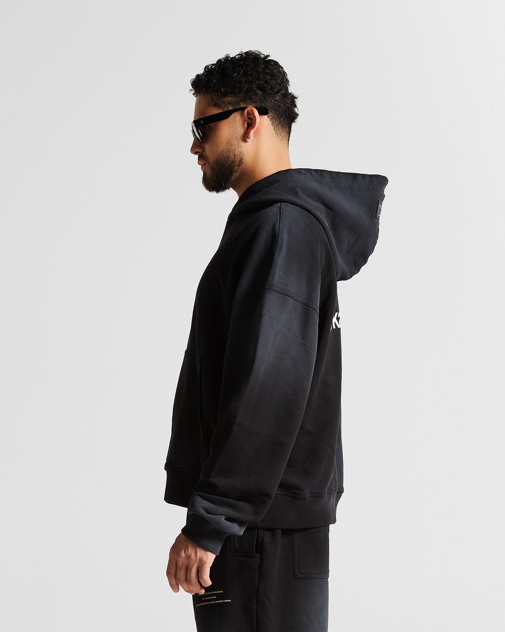 Washed Hoodie Negro Angel Arkad Clo