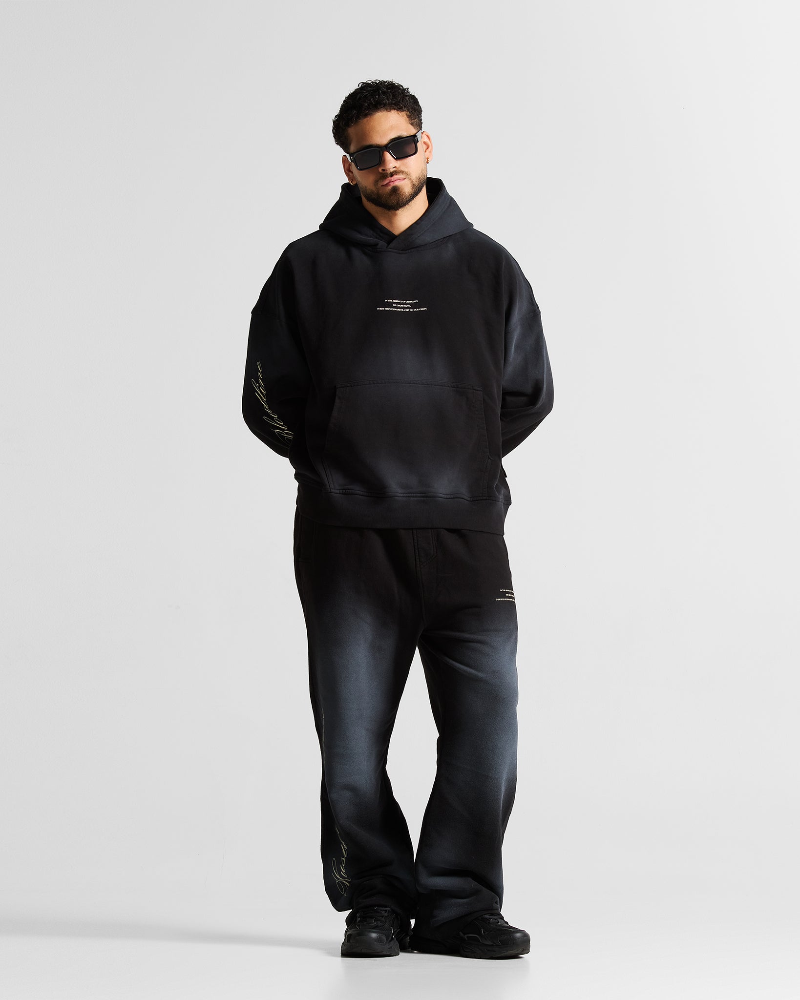 Washed Hoodie Negro Angel Arkad Clo