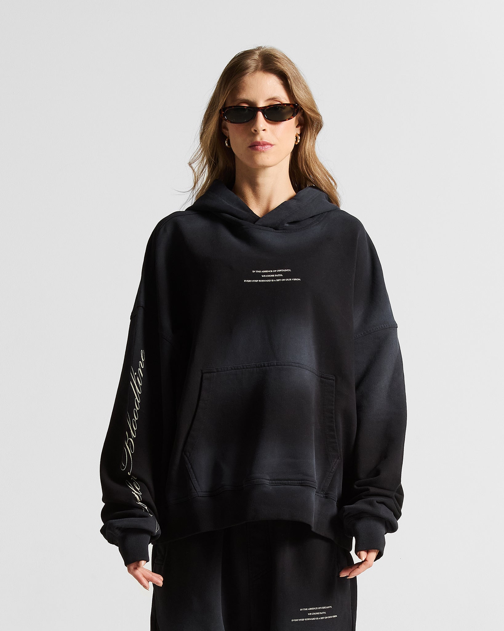 Washed Hoodie Negro Angel Arkad Clo - Unisex