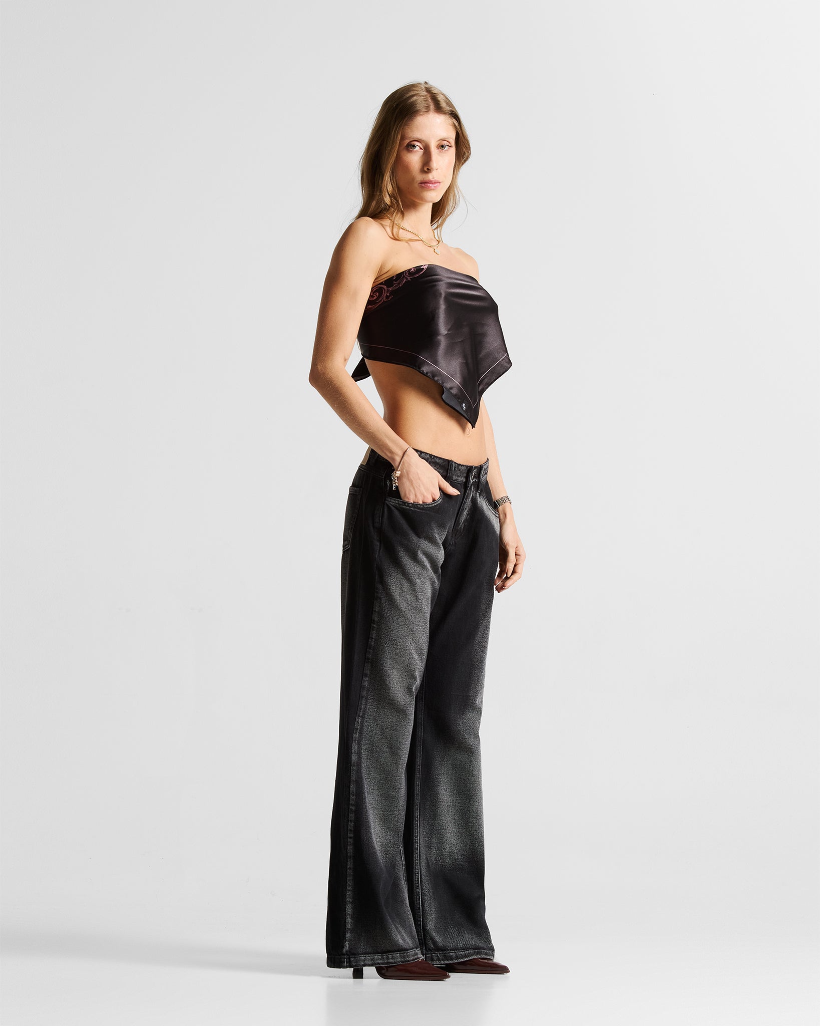 Low Rise Jean Negro Mujer