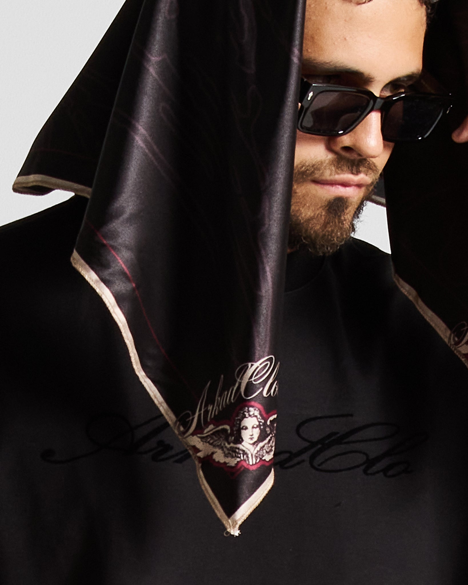 Bandana Negra Con Beige Angeles