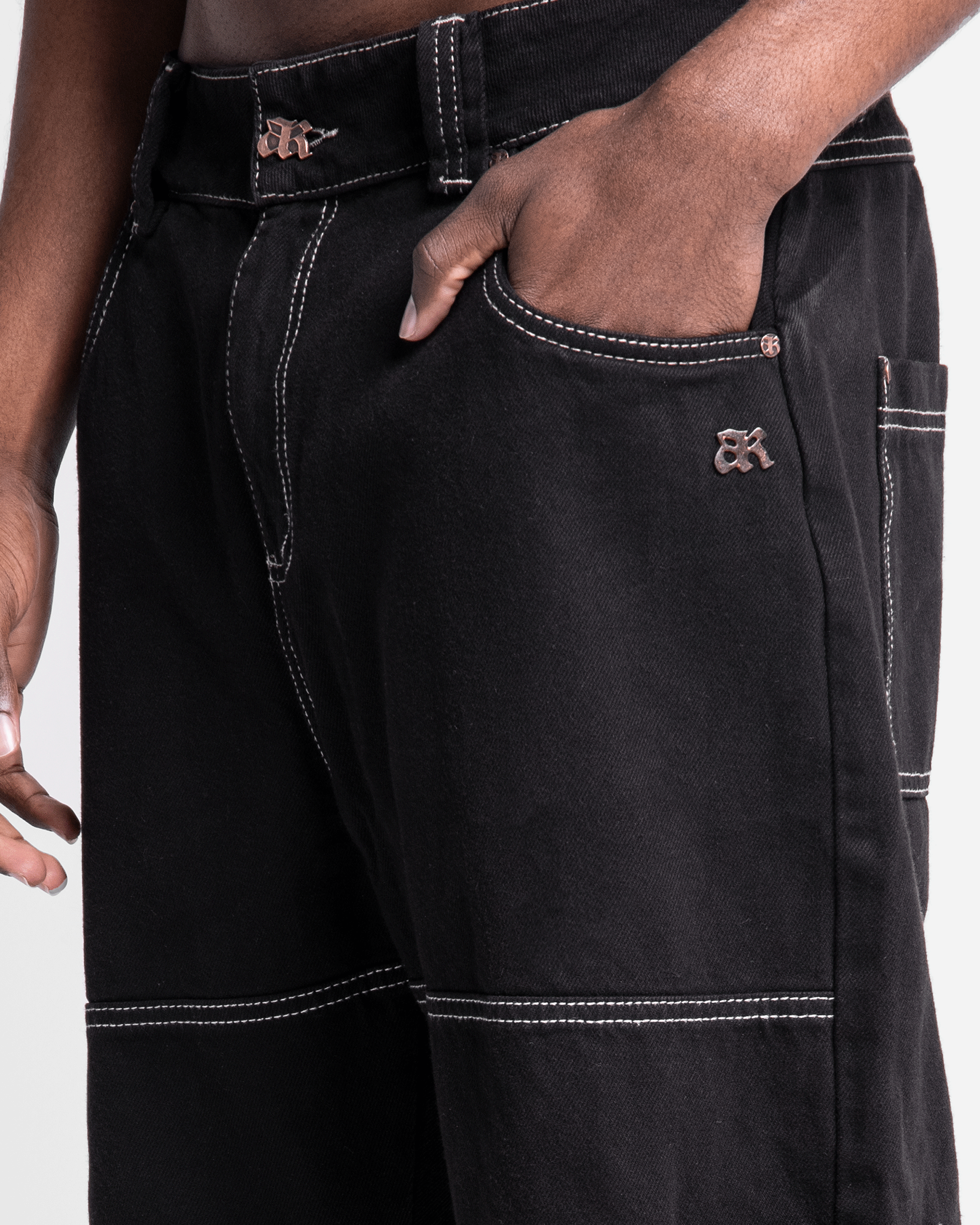 Pantalón Hilos En Contraste Negro