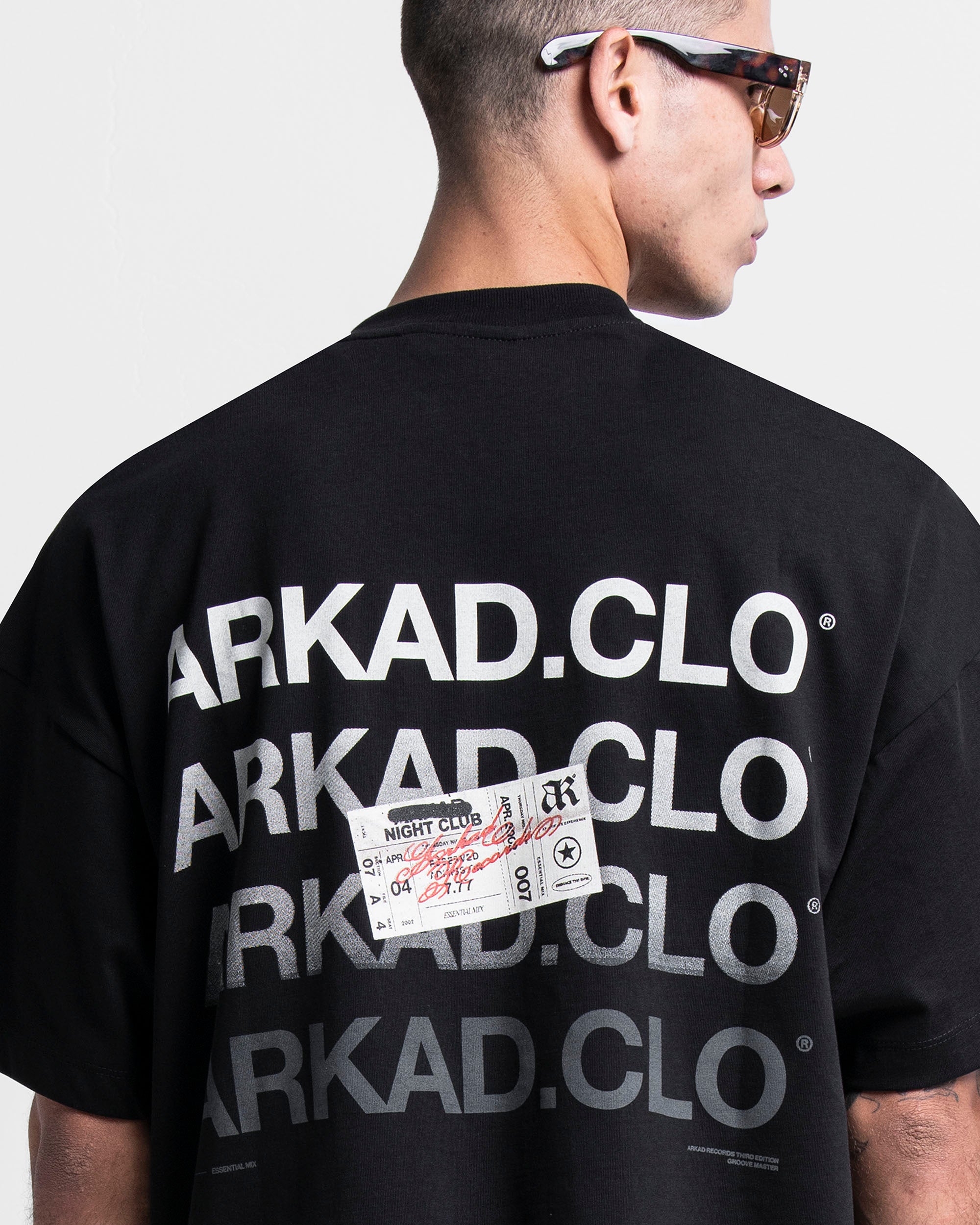 Tshirt Oversize Negra Ticket Arkadclo