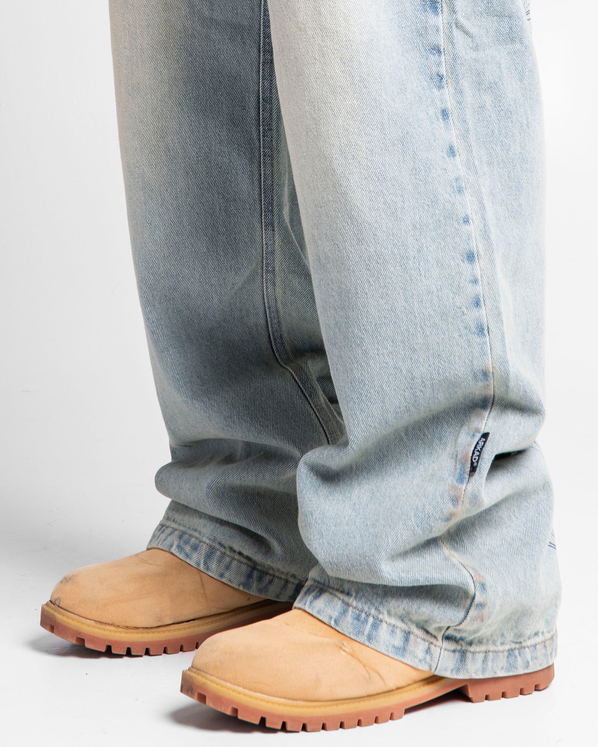 Jean Dirty Claro Estampado Azul