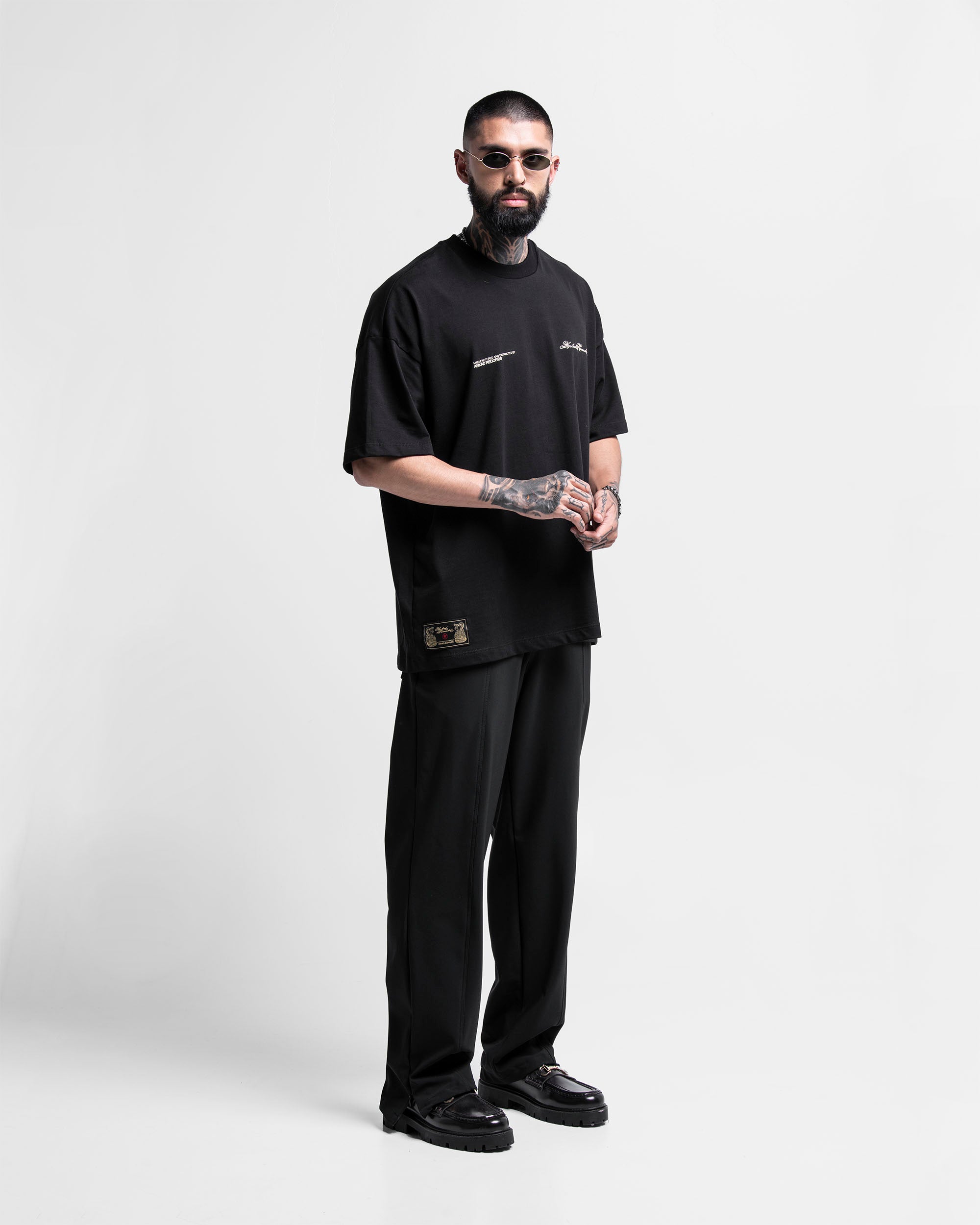 Graphic Tshirt Oversize Negra Arkad Records