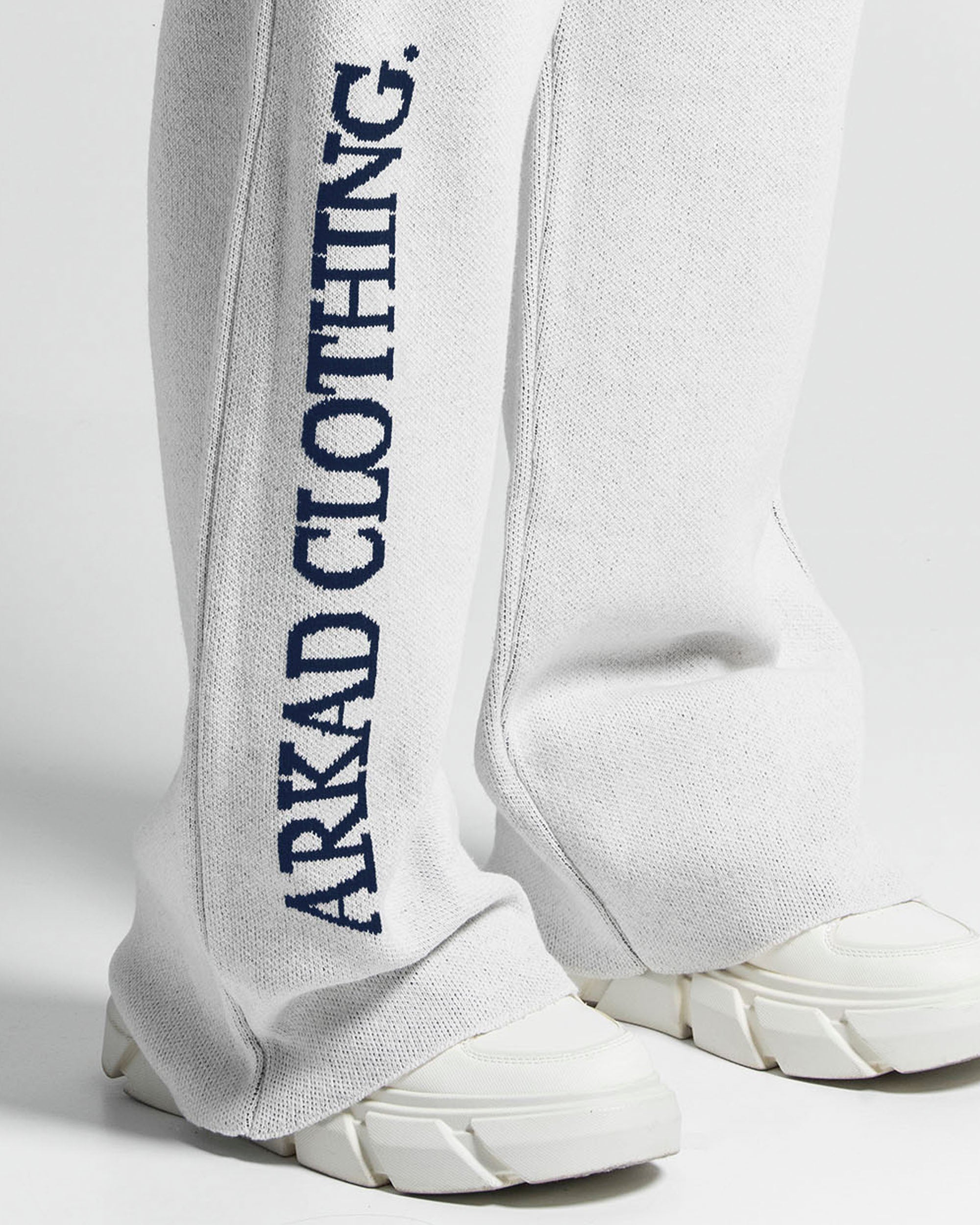 Knit Pant Blanco Con Azul