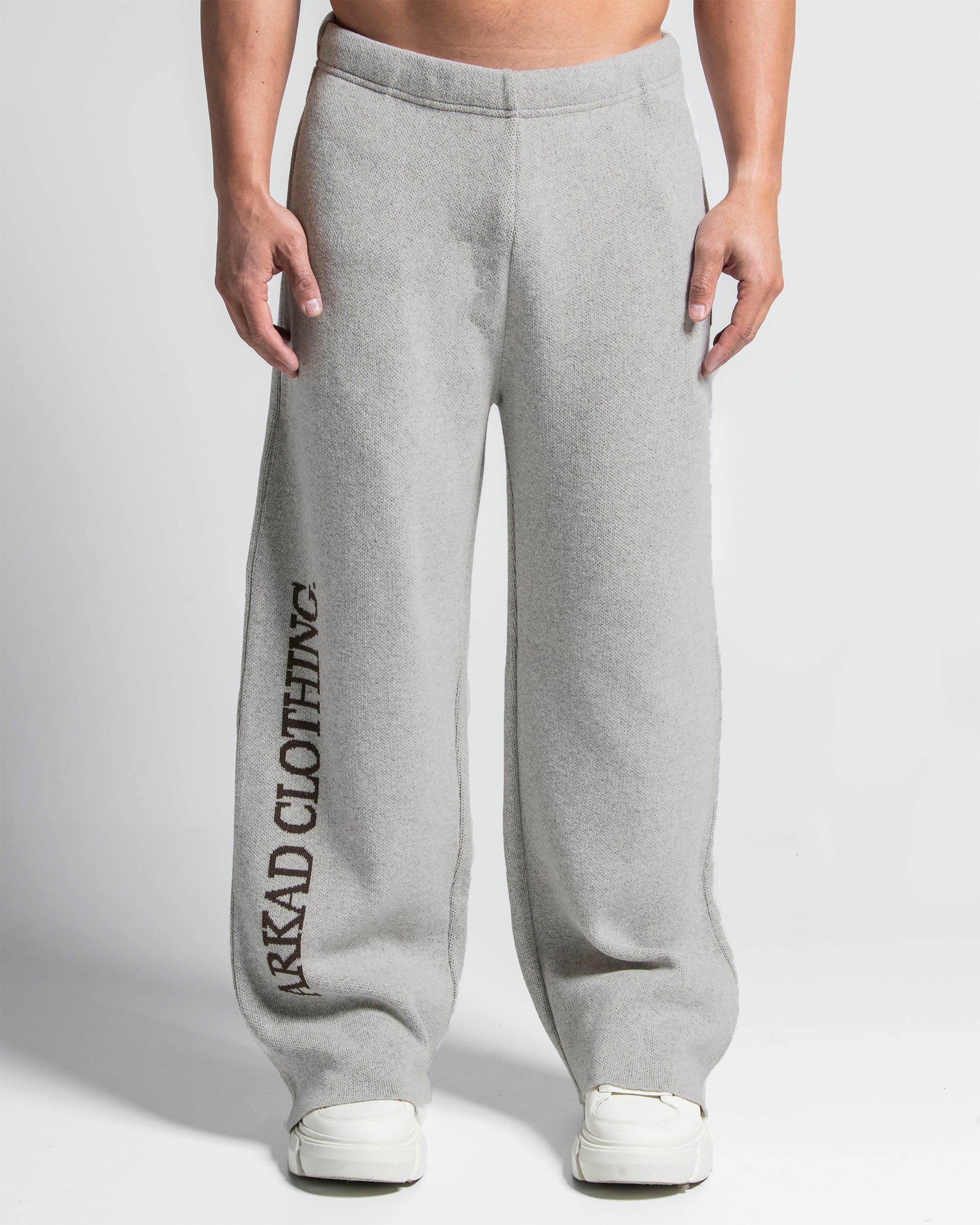 Knit Pant Gris Con Cafe